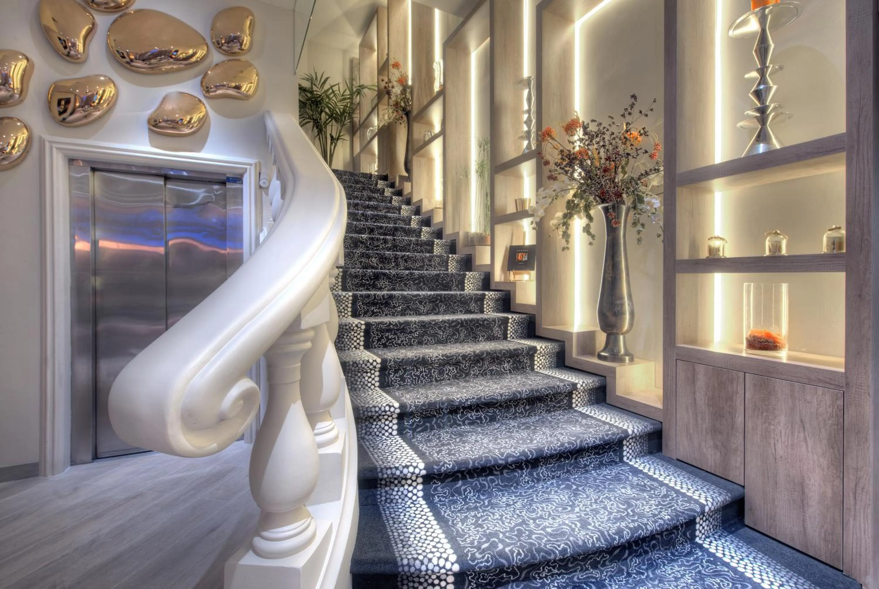 Decorative detail in Best Western Plus Nice Cosy Hotel