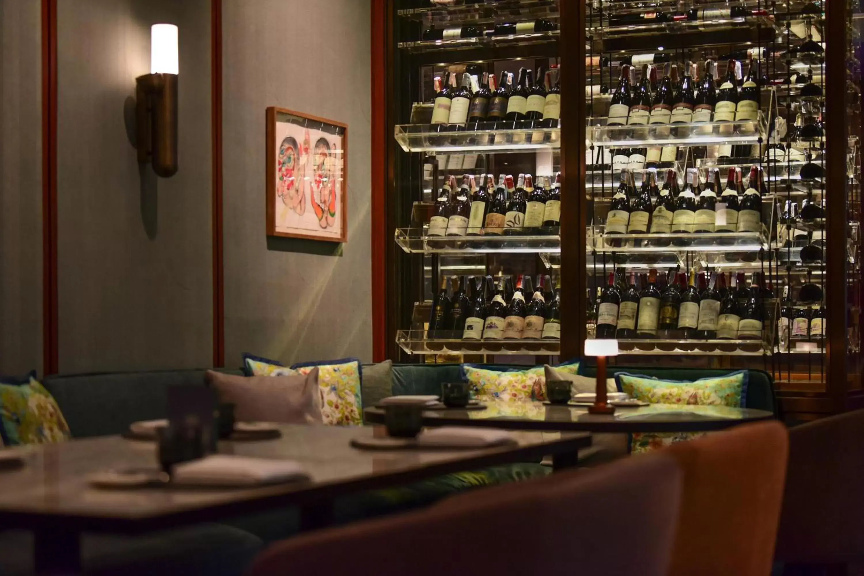 Restaurant/places to eat, Lounge/Bar in The St Regis Bangkok