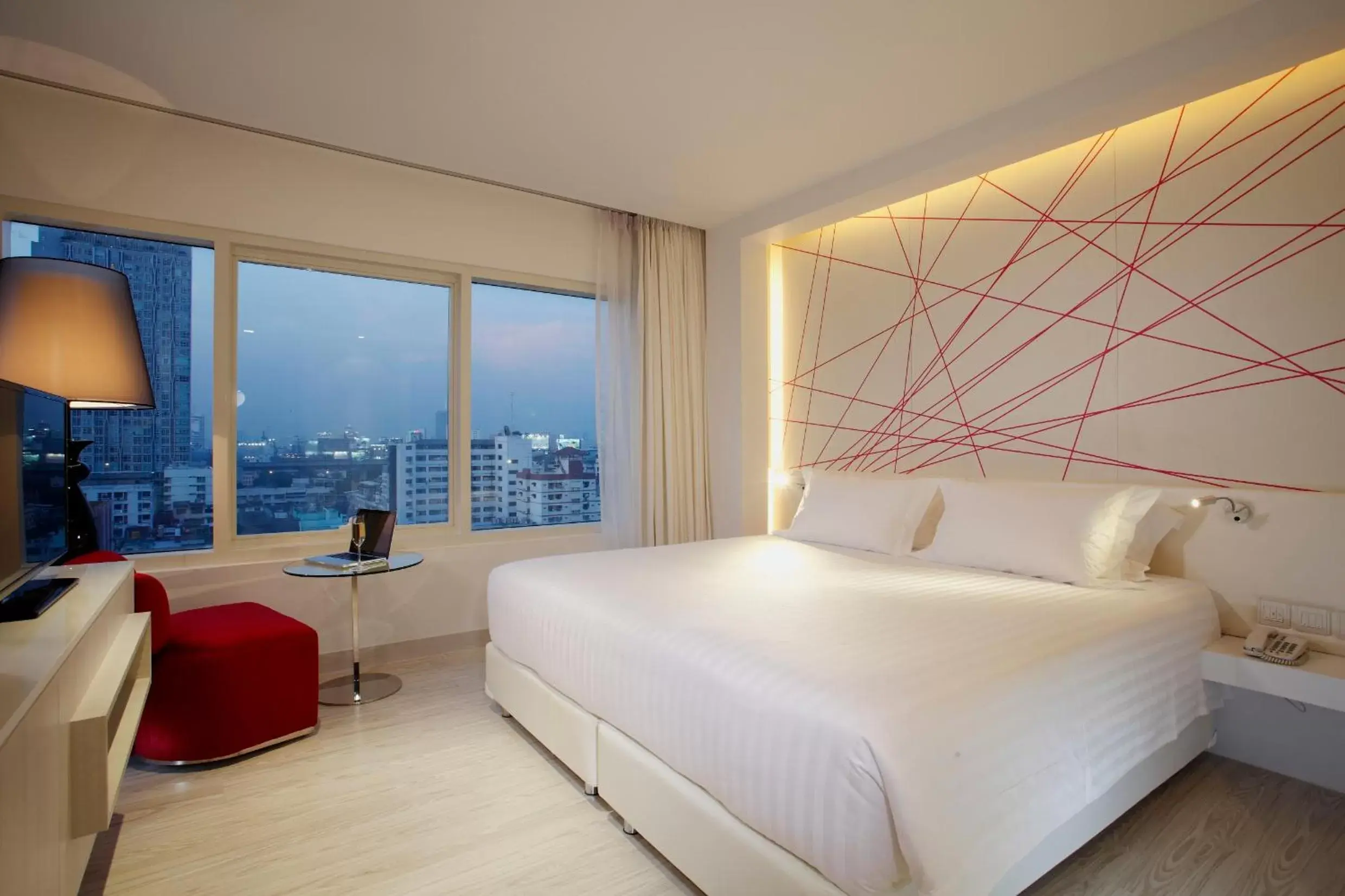 Bed in Centara Watergate Pavillion Hotel Bangkok