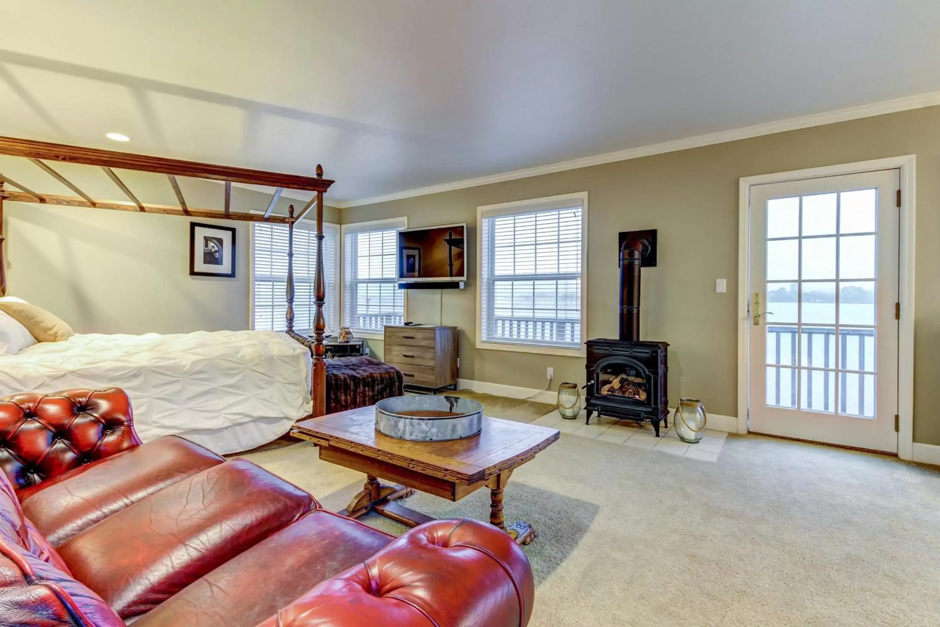 Seating Area in Bayside Cottage