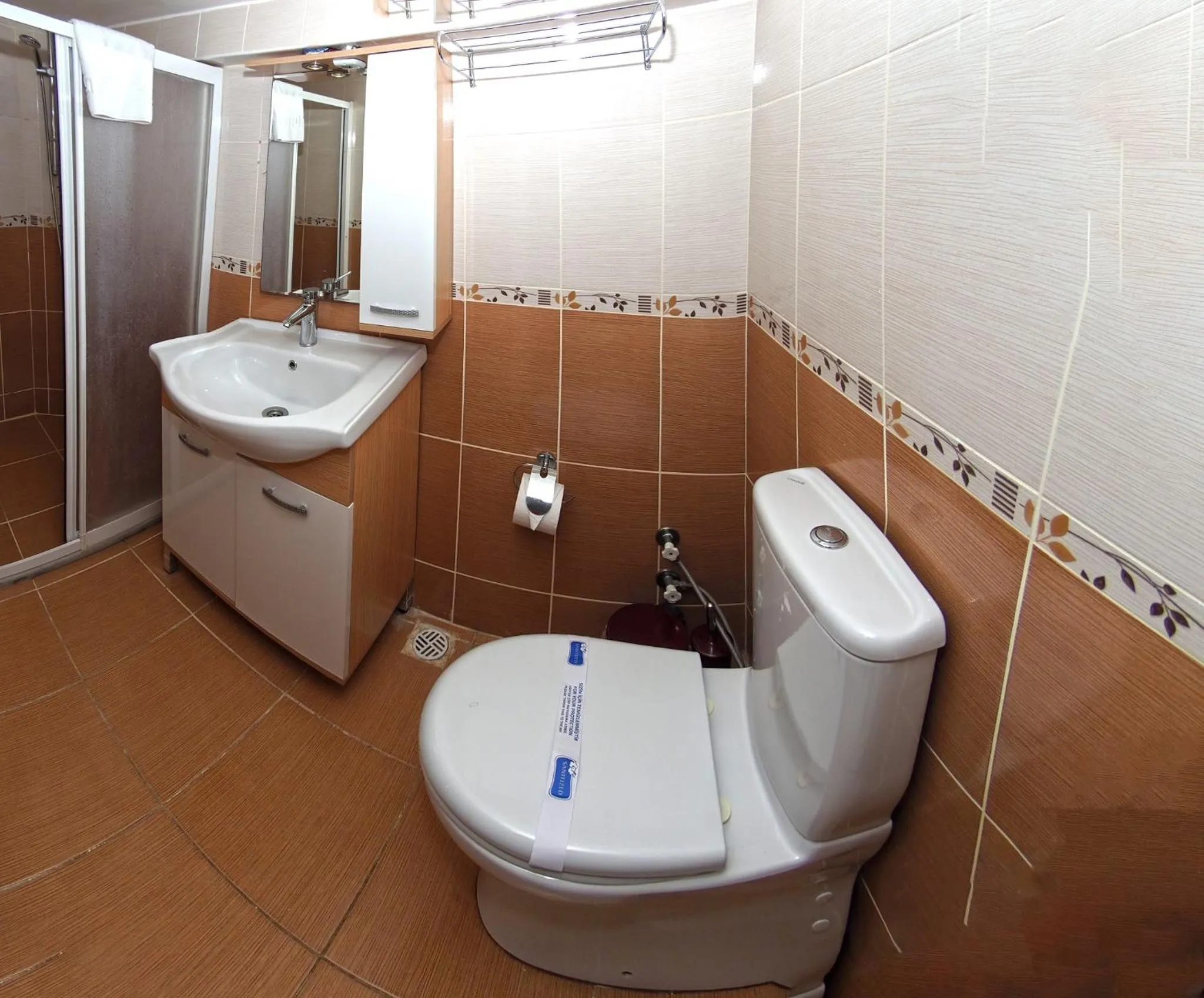 People, Bathroom in Le Safran Palace Hotel