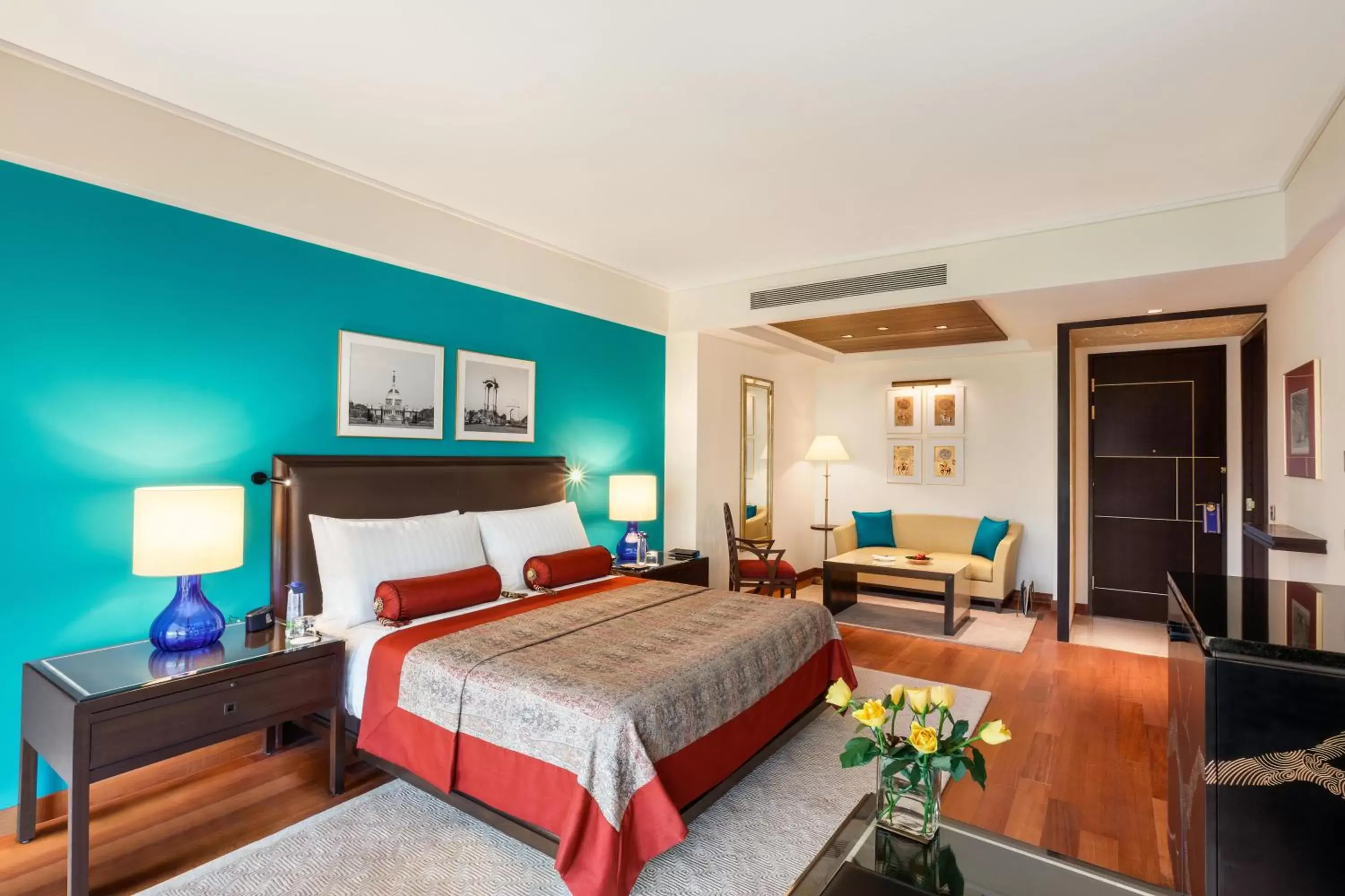 Bedroom, Bed in The Oberoi New Delhi Bedroom, Bed in The Oberoi New Delhi