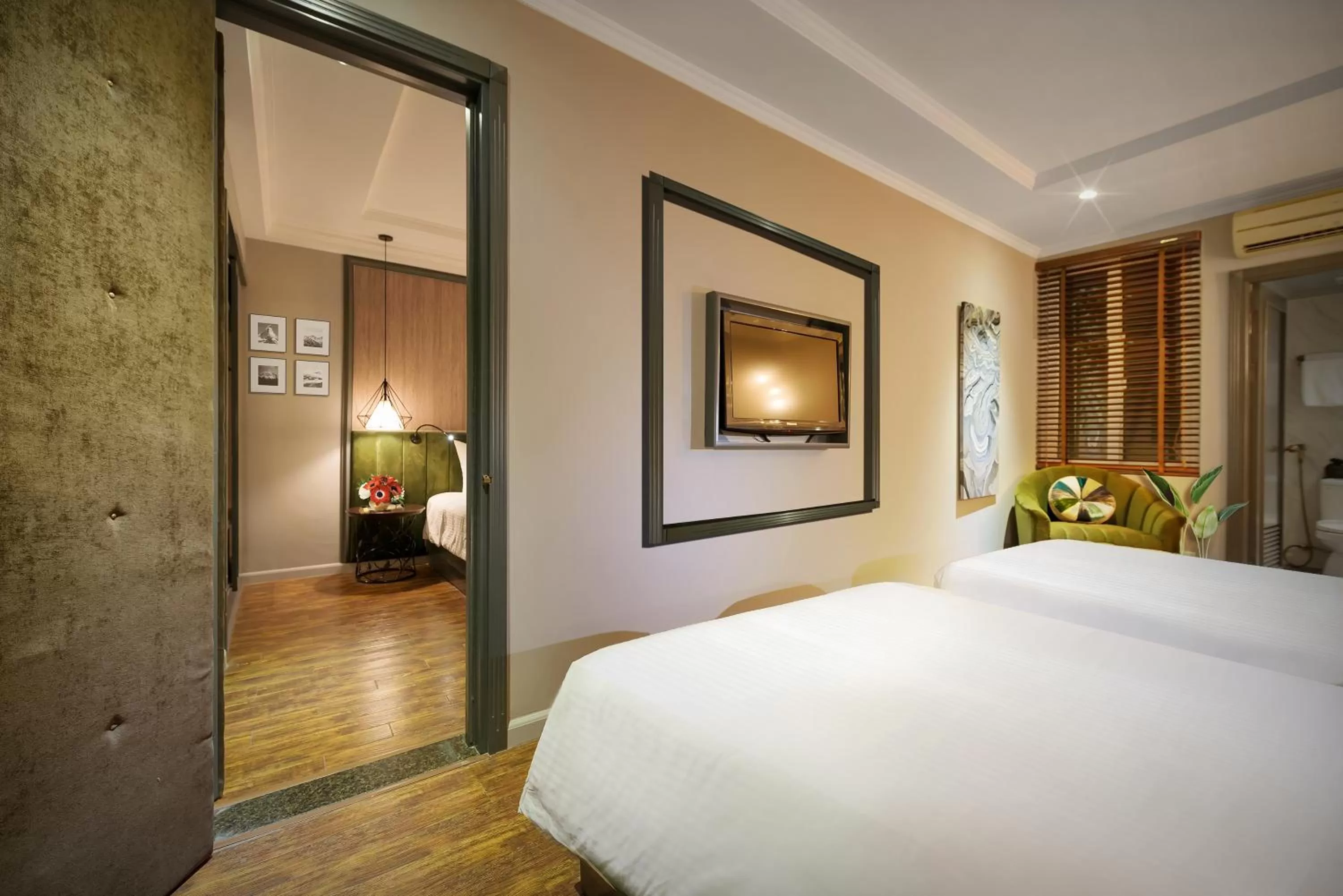 Bed in Hanoi Center Silk Hotel & Travel