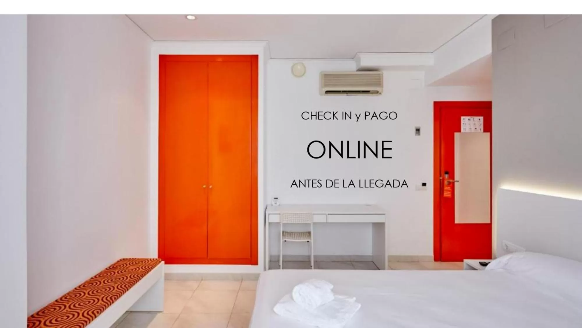 Bed in Hotel DL Port