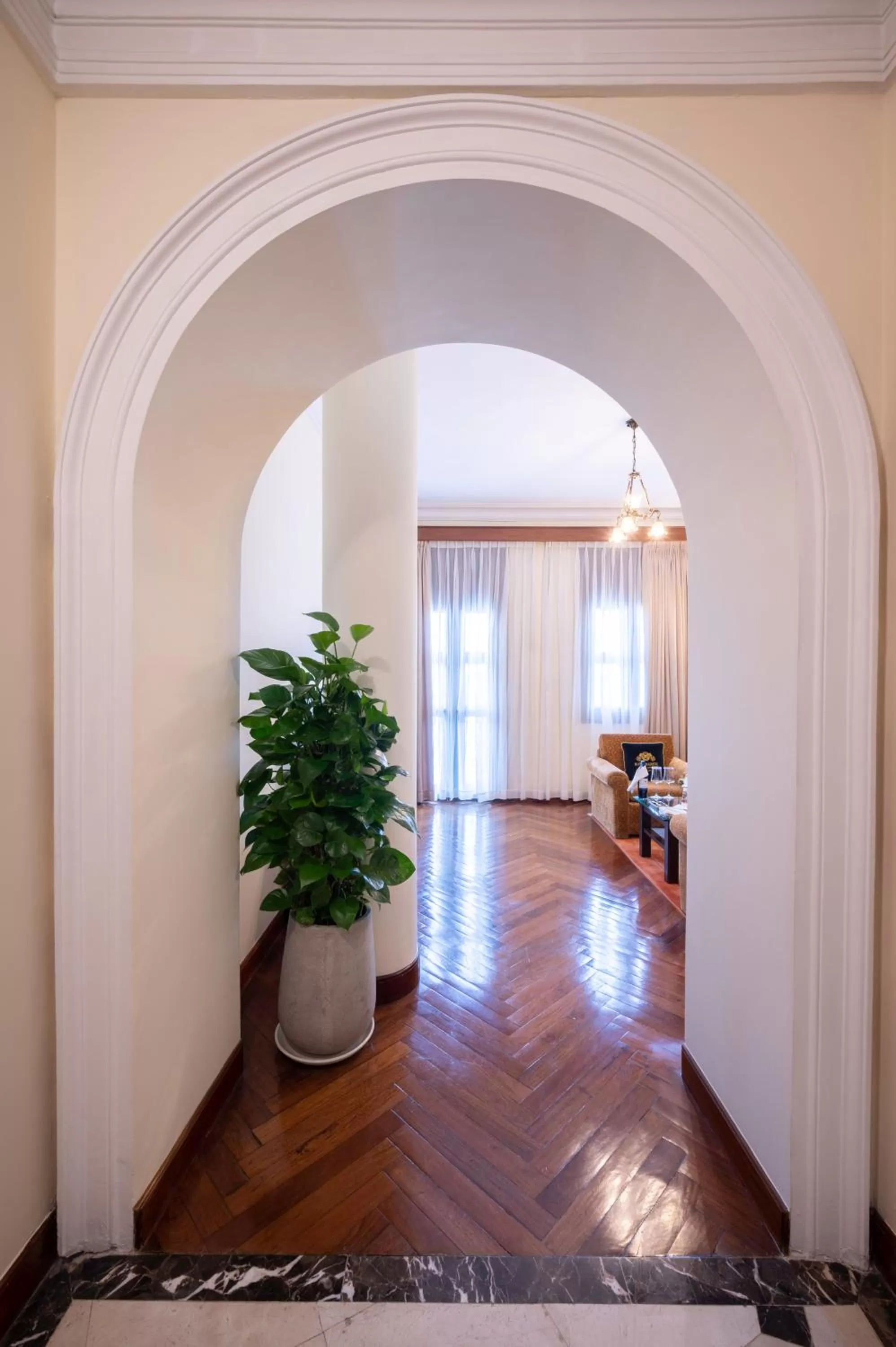 Living room in Hotel Majestic Saigon