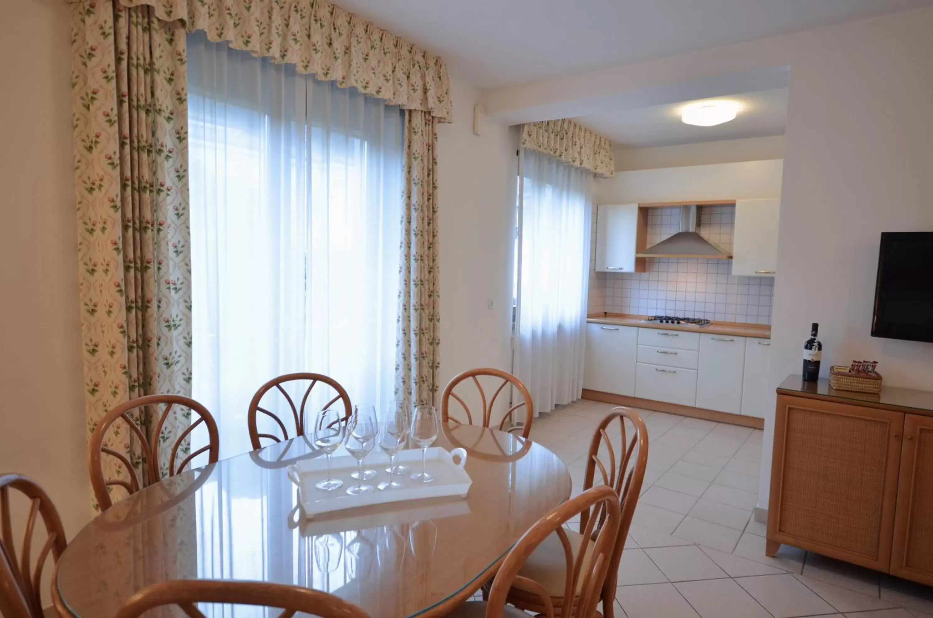 Kitchen or kitchenette, Dining Area in Residence Alle Palme