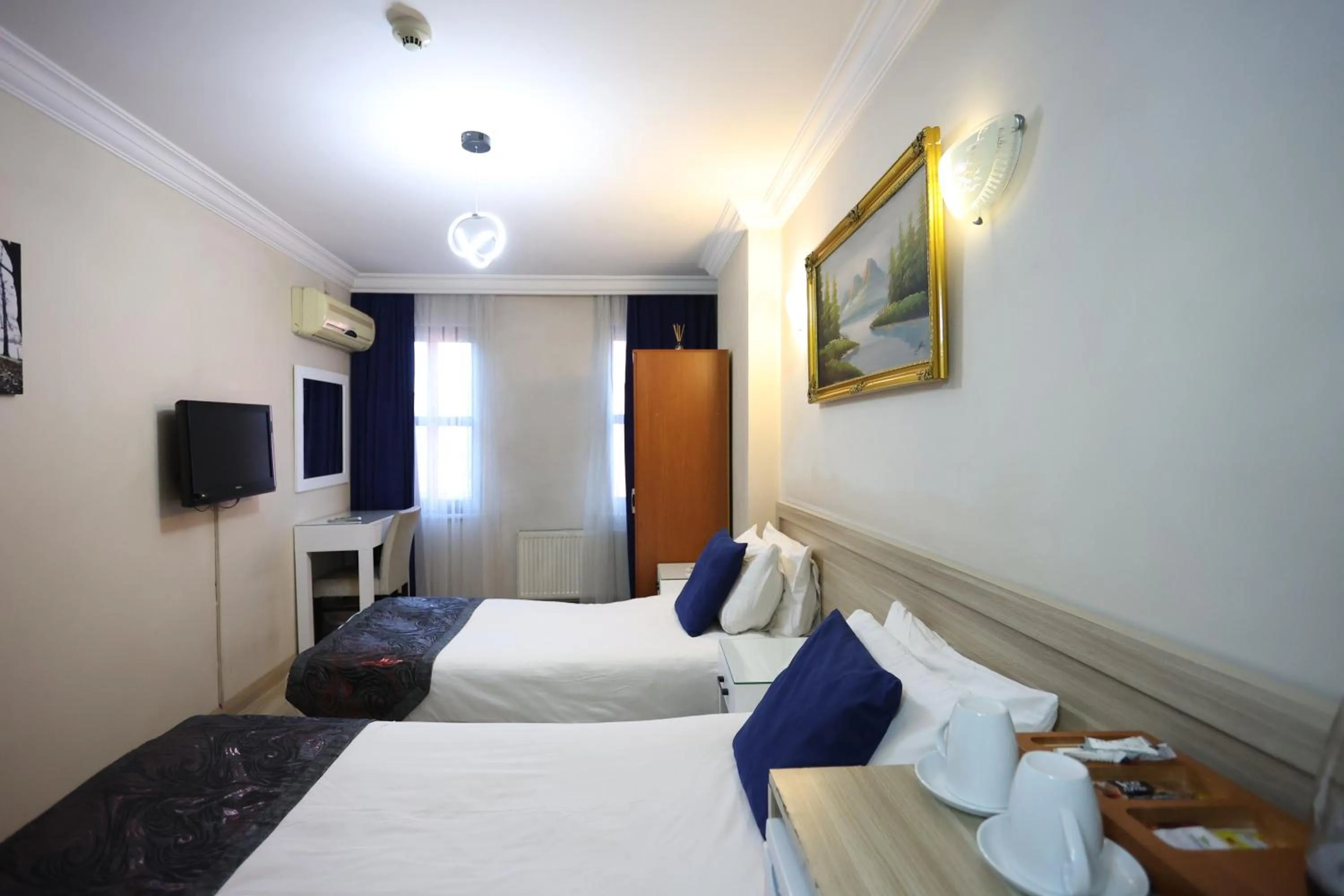 Twin Room in Arven Hotel