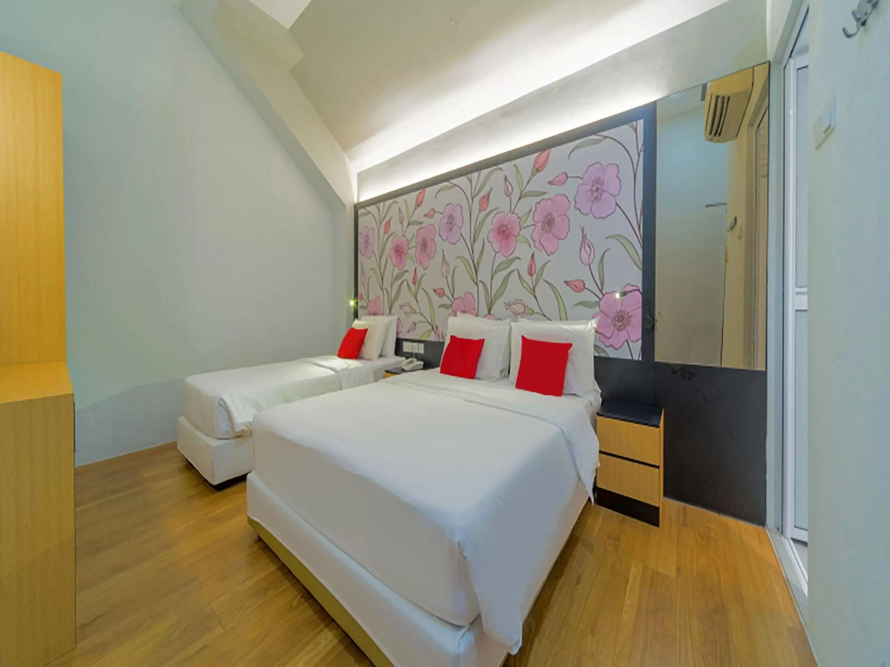 Bed in Hi Hotel Dot Bed in Hi Hotel Dot