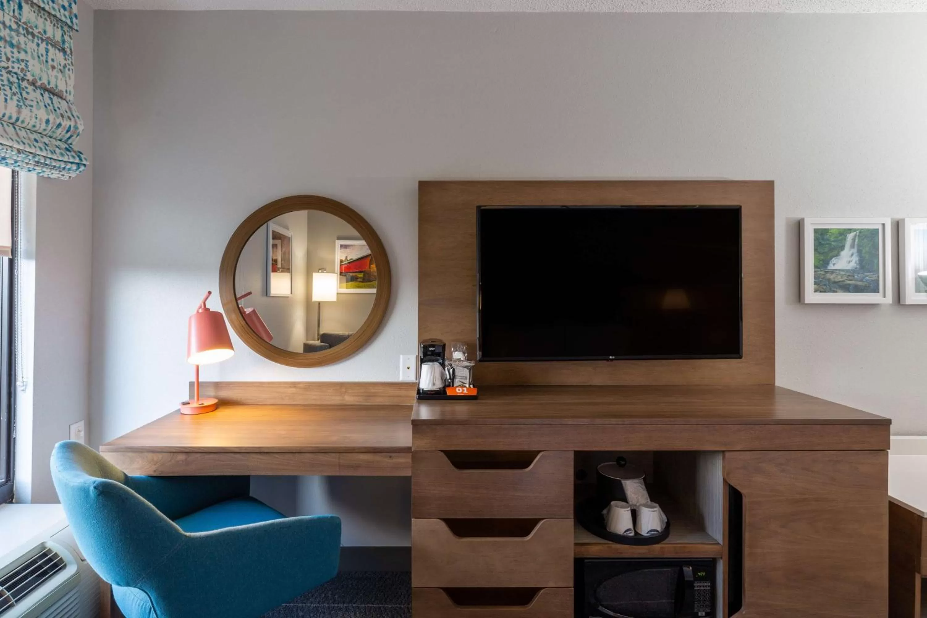 Bedroom in Hampton Inn Christiansburg/Blacksburg