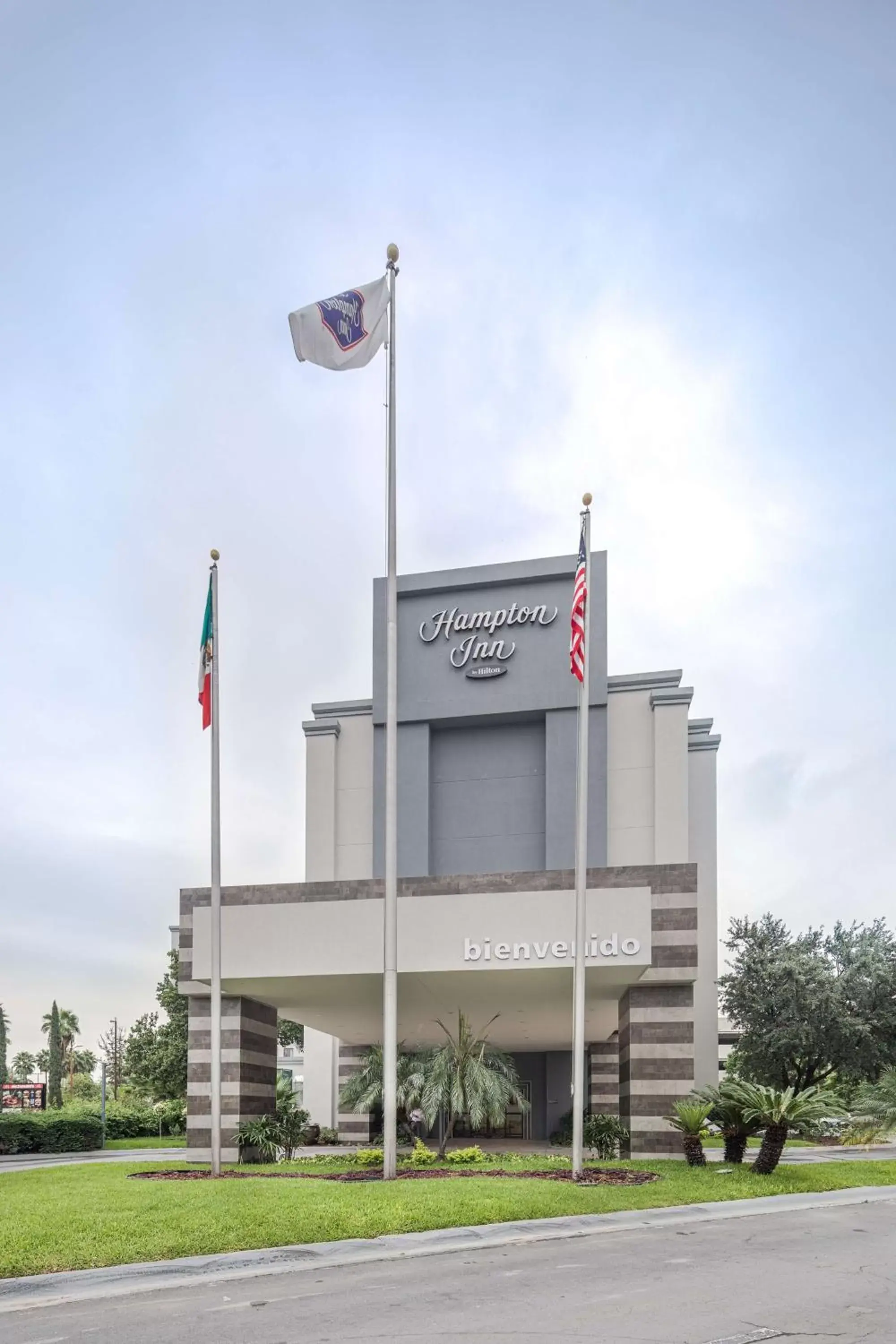 Property building in Hampton by Hilton Monterrey Galerias Obispado Property building in Hampton by Hilton Monterrey Galerias Obispado