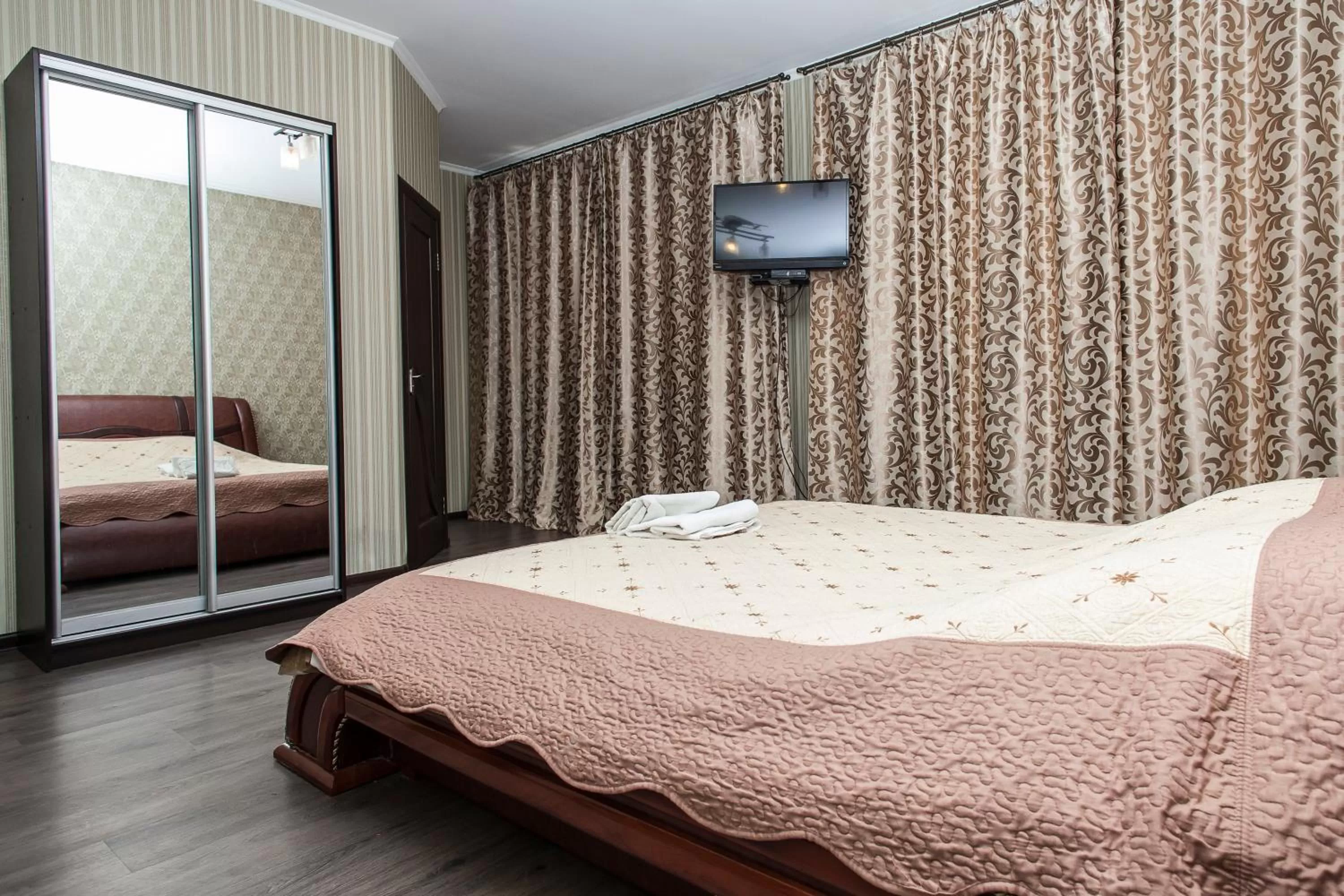 Bed in Chyhorinskyi Hotel