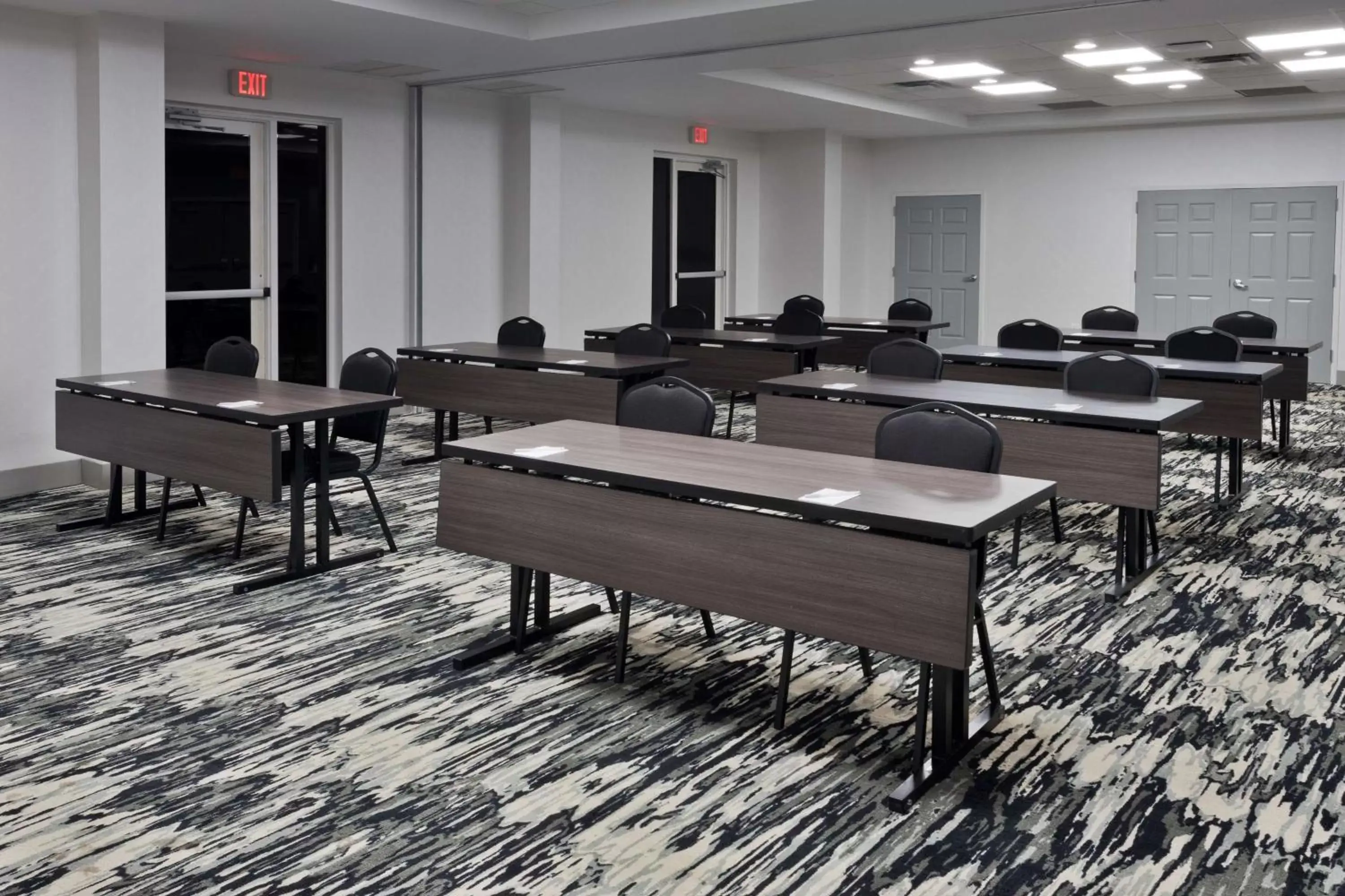 Meeting/conference room in Hilton Garden Inn Birmingham/Lakeshore Drive