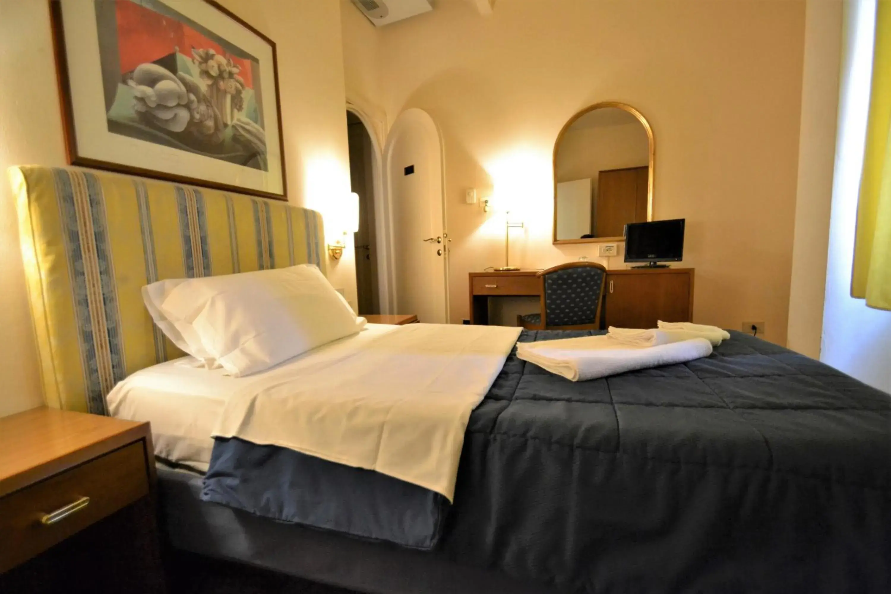 Photo of the whole room, Bed in Hotel Posta