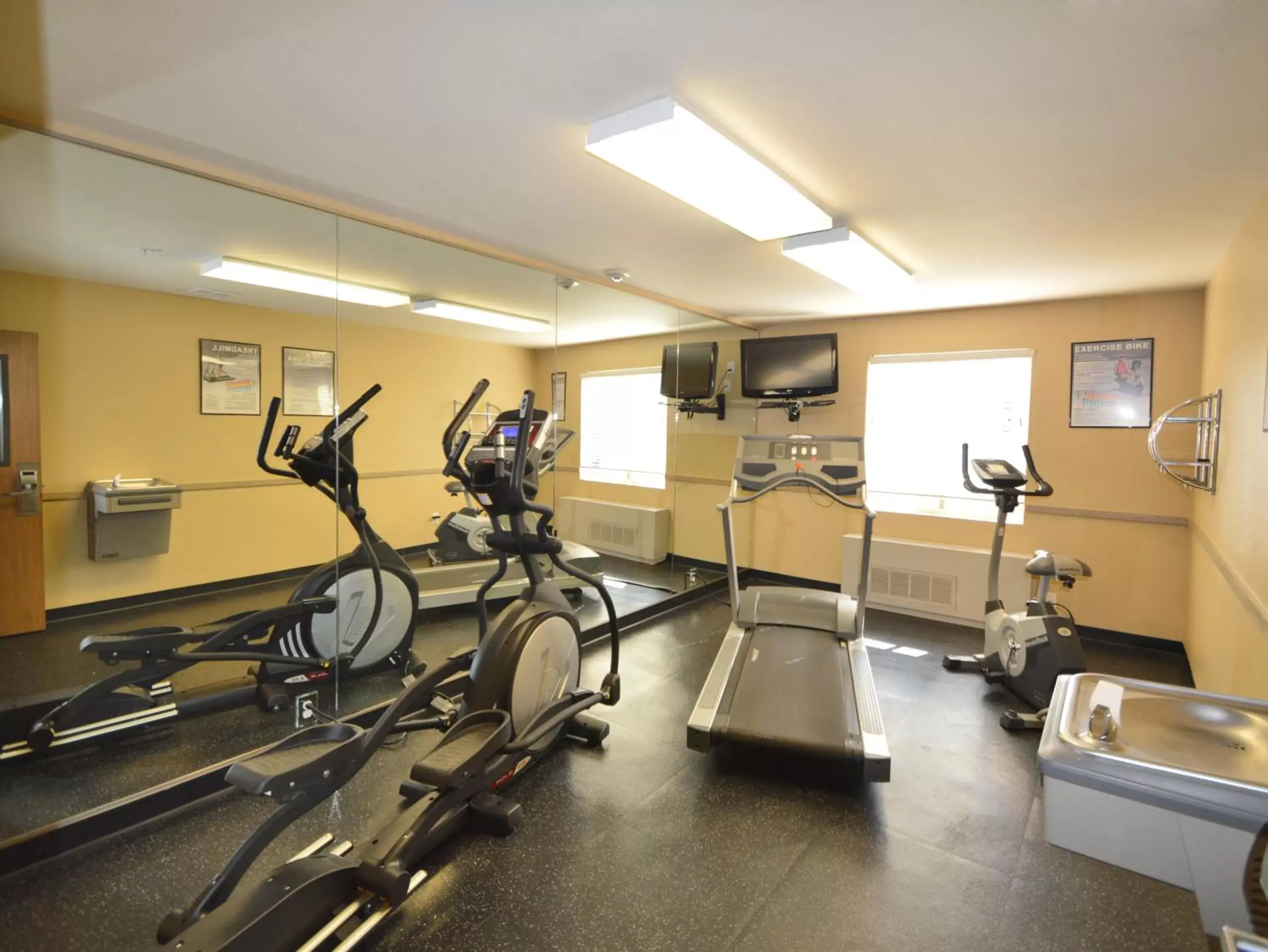 Fitness centre/facilities, Fitness Center/Facilities in Extended Stay America Suites - Anchorage - Midtown