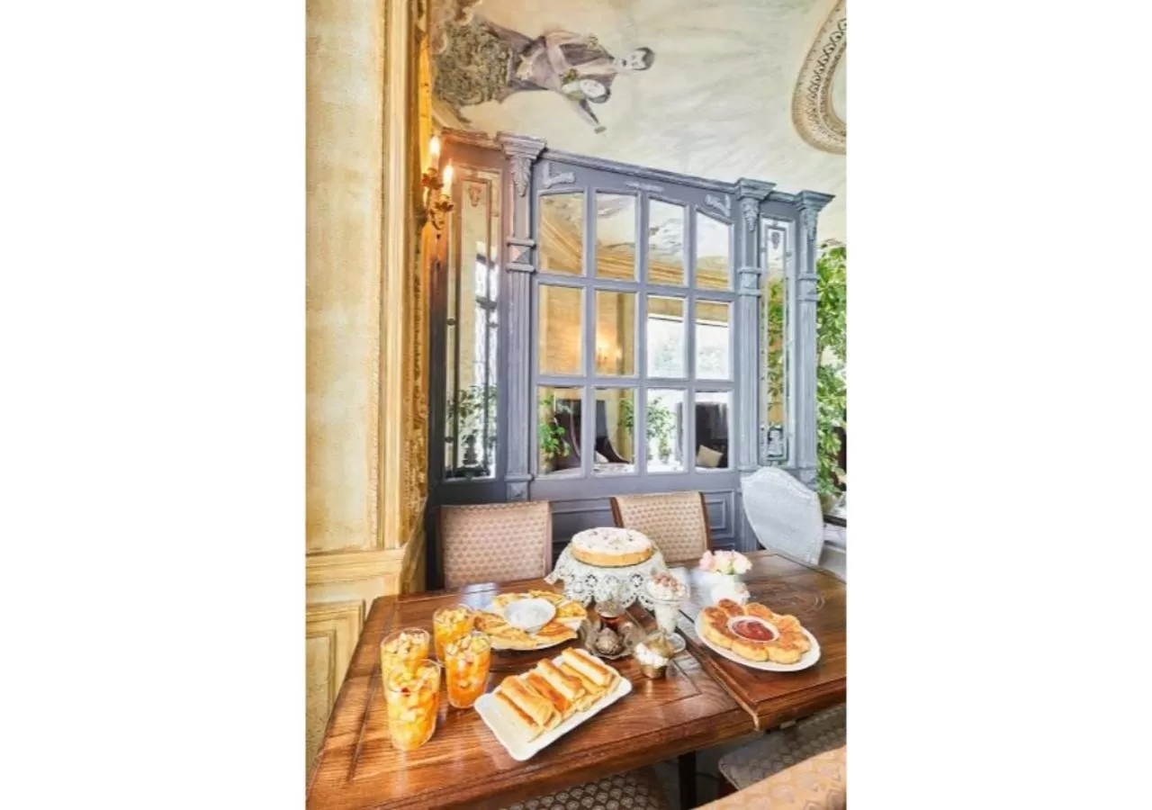 Buffet breakfast in Hotel Pushkin