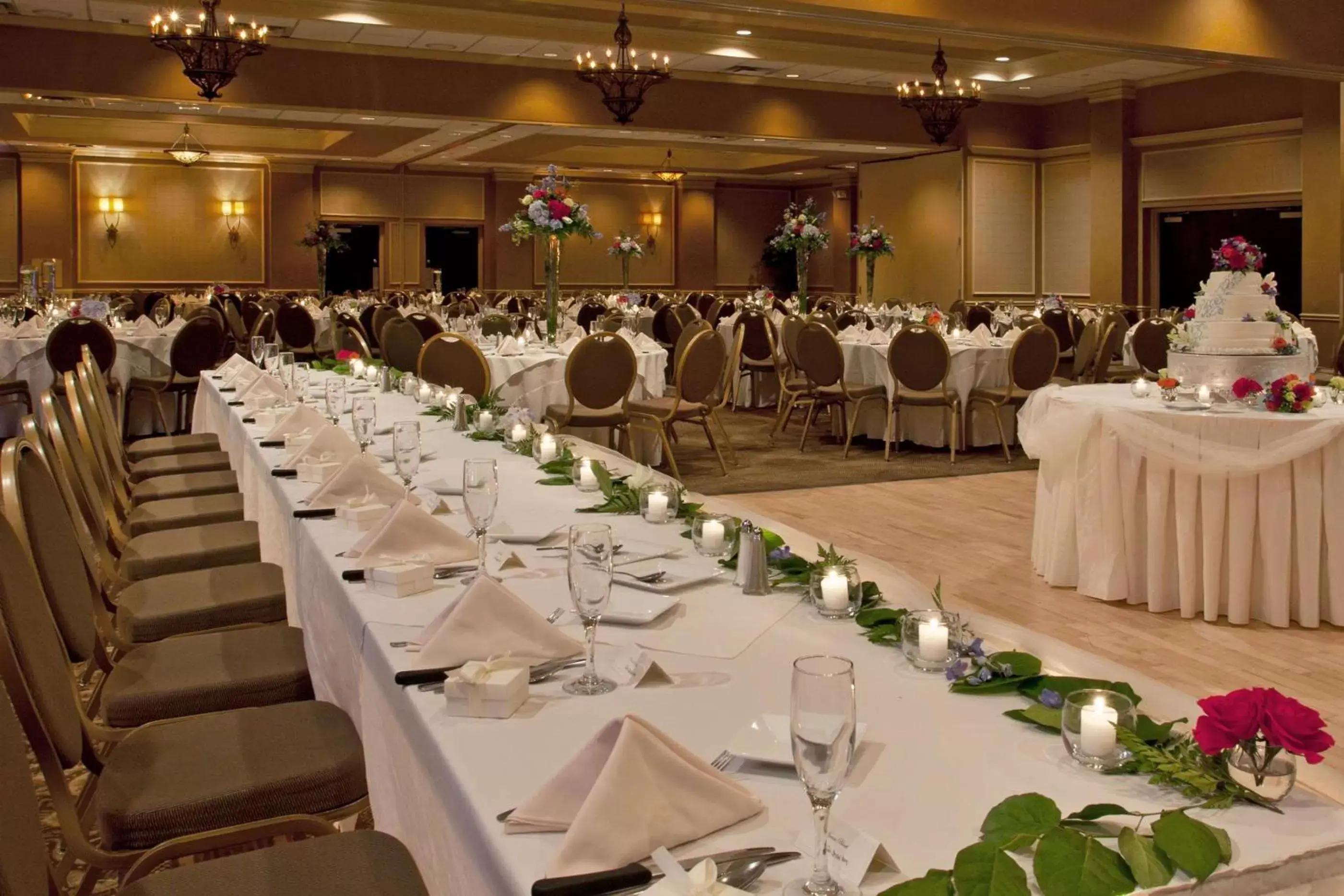 Meeting/conference room, Banquet Facilities in DoubleTree by Hilton Pittsburgh - Meadow Lands