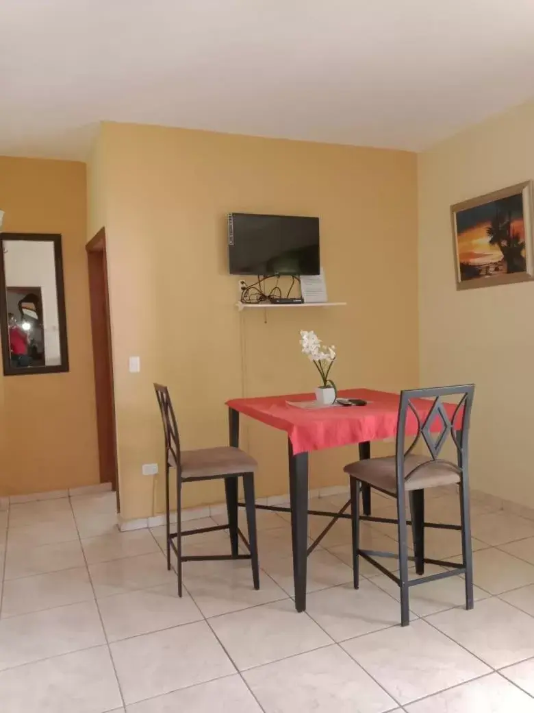 Dining area, TV/Entertainment Center in Aparthotel Michaela