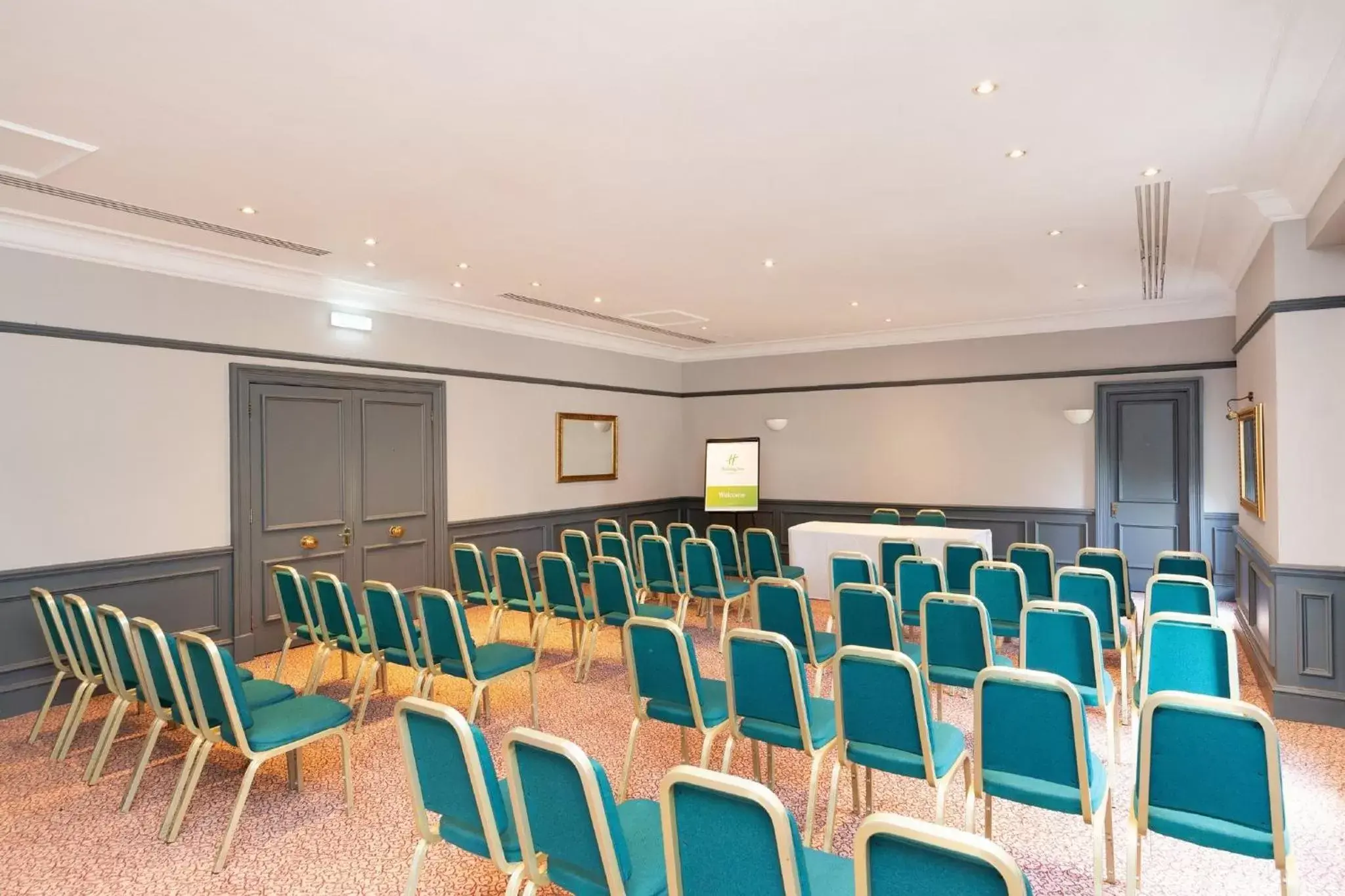 Meeting/conference room in Holiday Inn Maidstone-Sevenoaks, an IHG Hotel