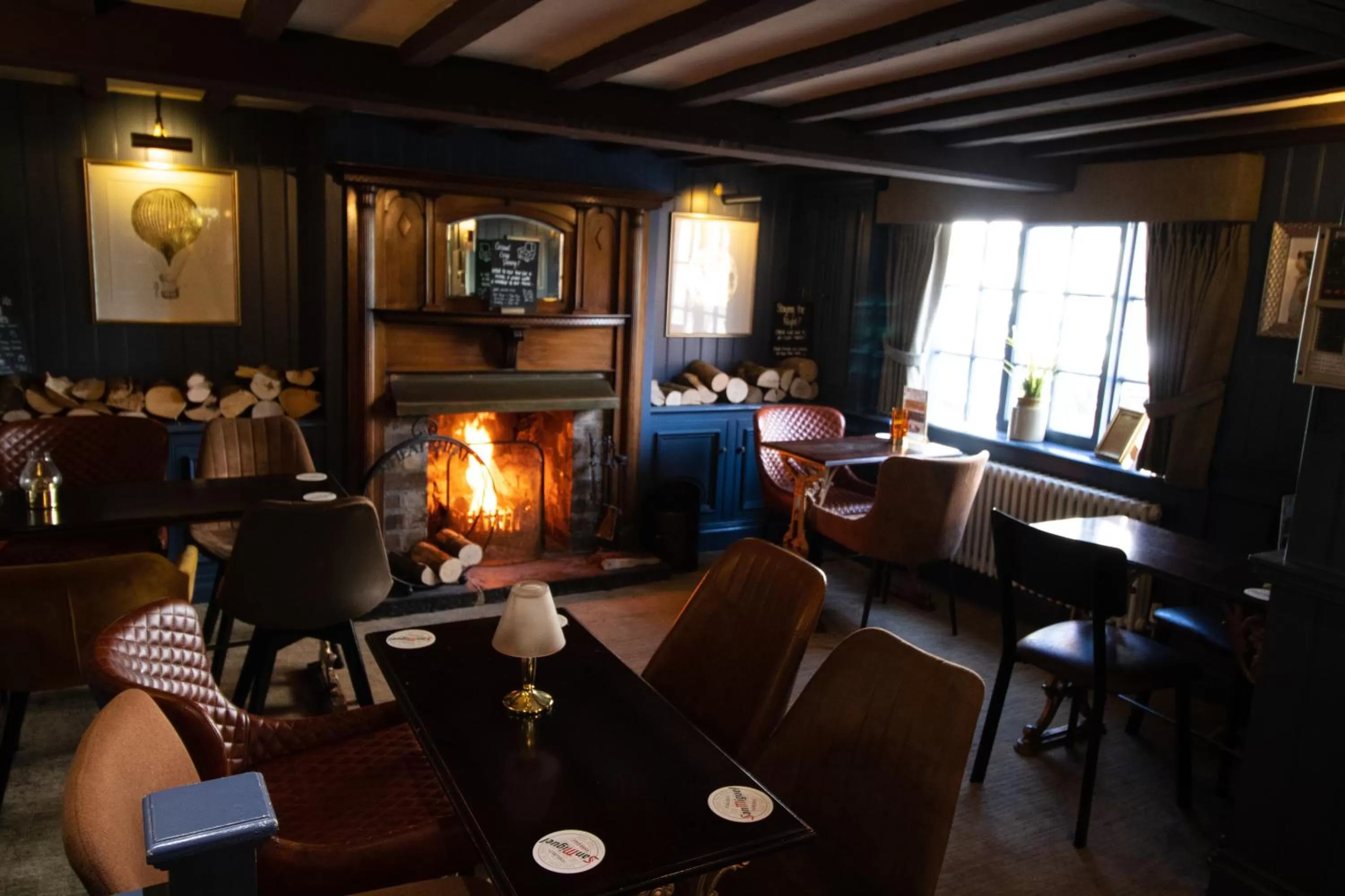 The Wheatsheaf Pub, Kitchen & Rooms
