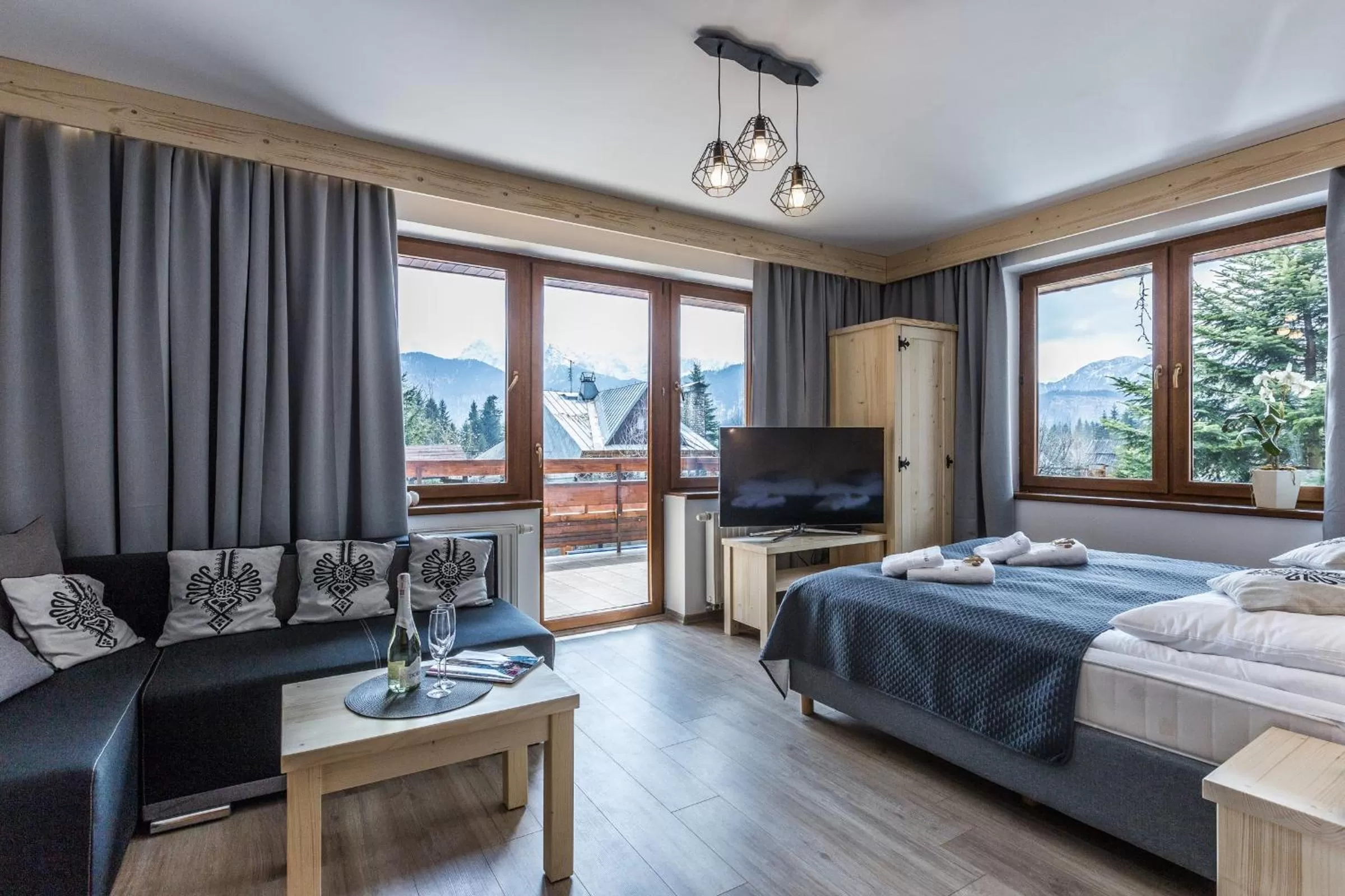 Bed in Willa Baciarka-basen, sauny i jacuzzi