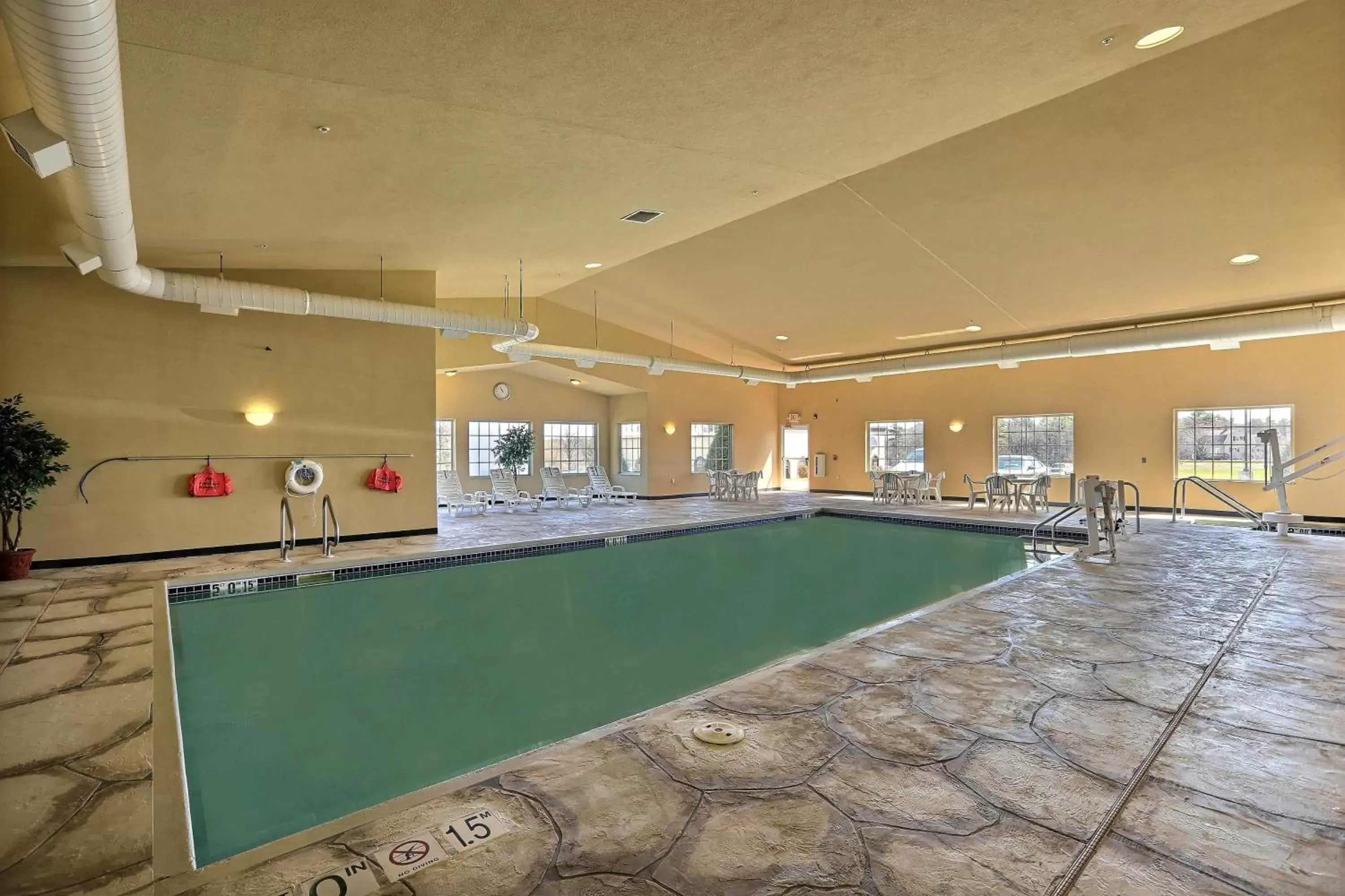 Swimming Pool in Boarders Inn & Suites by Cobblestone Hotels - Shawano