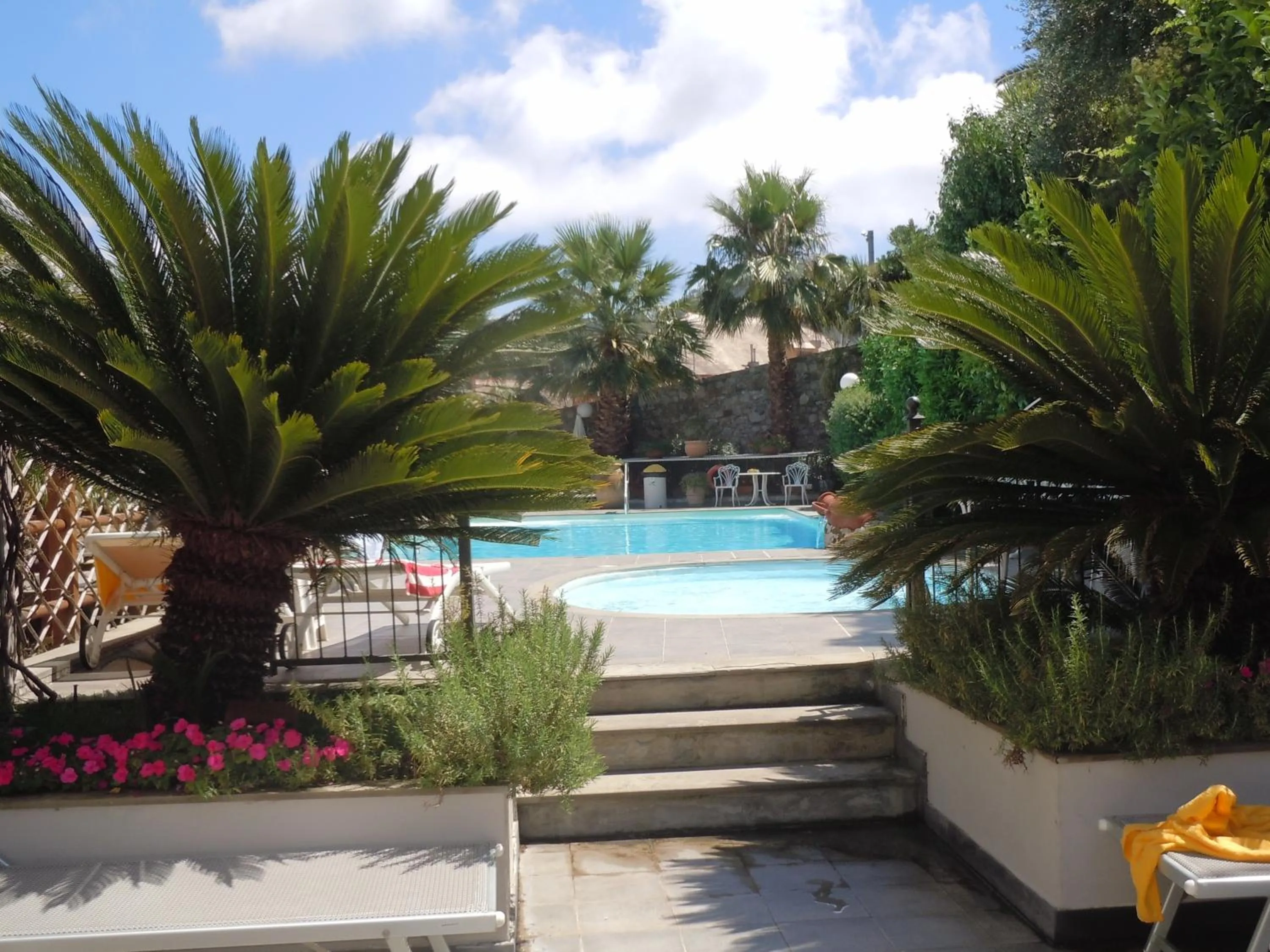 Swimming pool in Hotel Due Mari