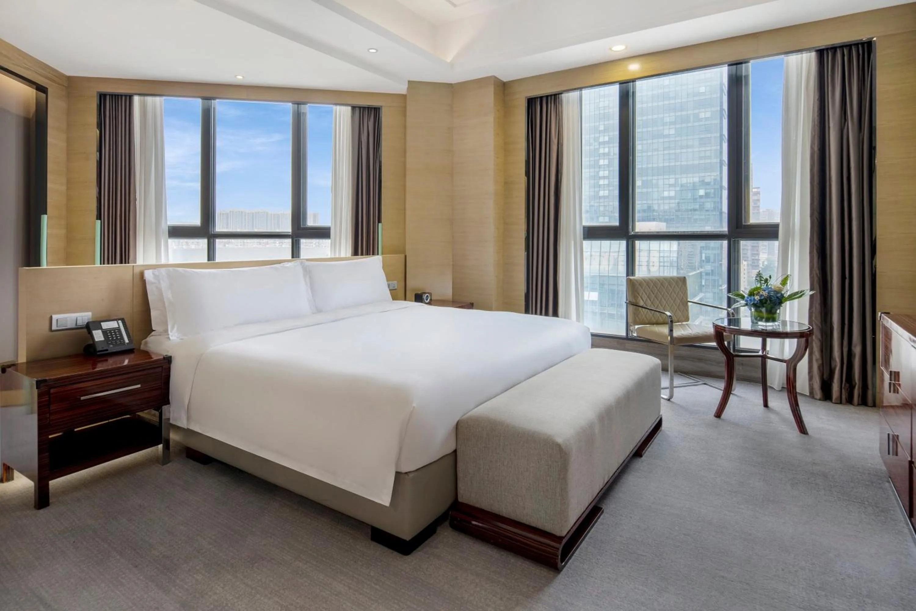 Photo of the whole room, Bed in Crowne Plaza Shenzhen Longgang City Centre by IHG