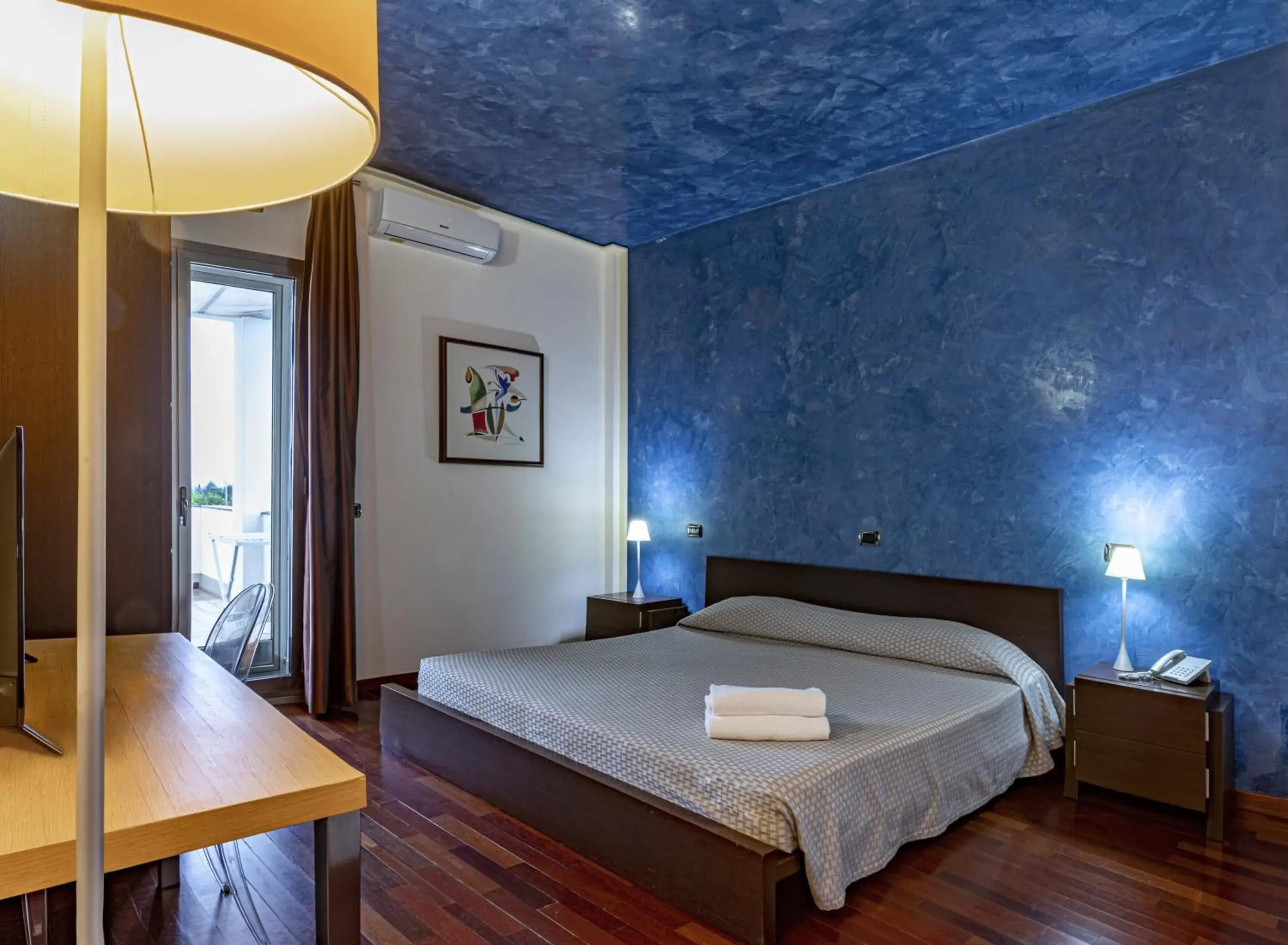 View (from property/room), Bed in Albatros Hotel View (from property/room), Bed in Albatros Hotel