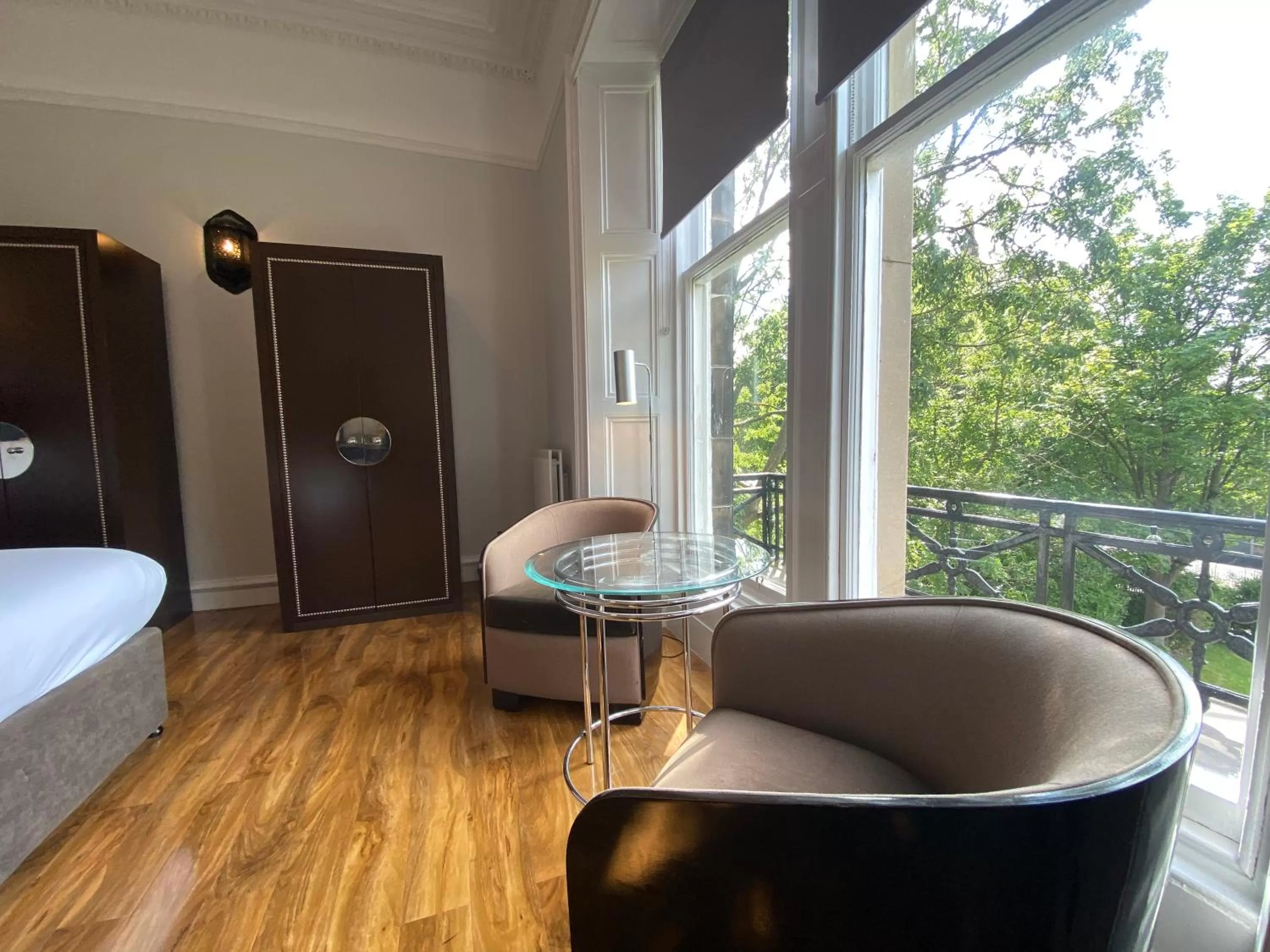 Seating area in No6 West Coates