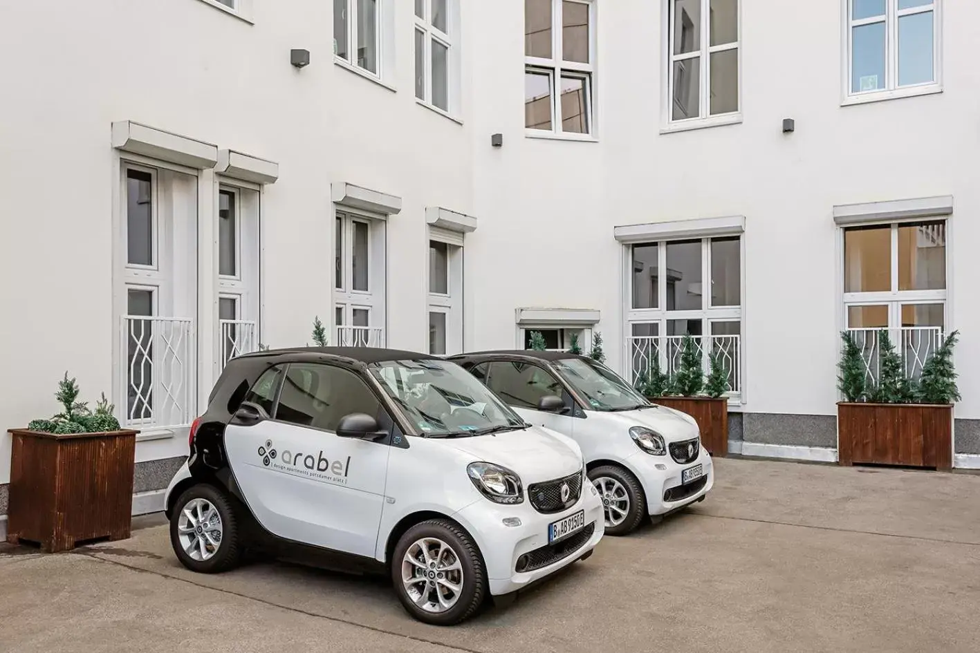 Property building in Arabel Design Apartments Property building in Arabel Design Apartments