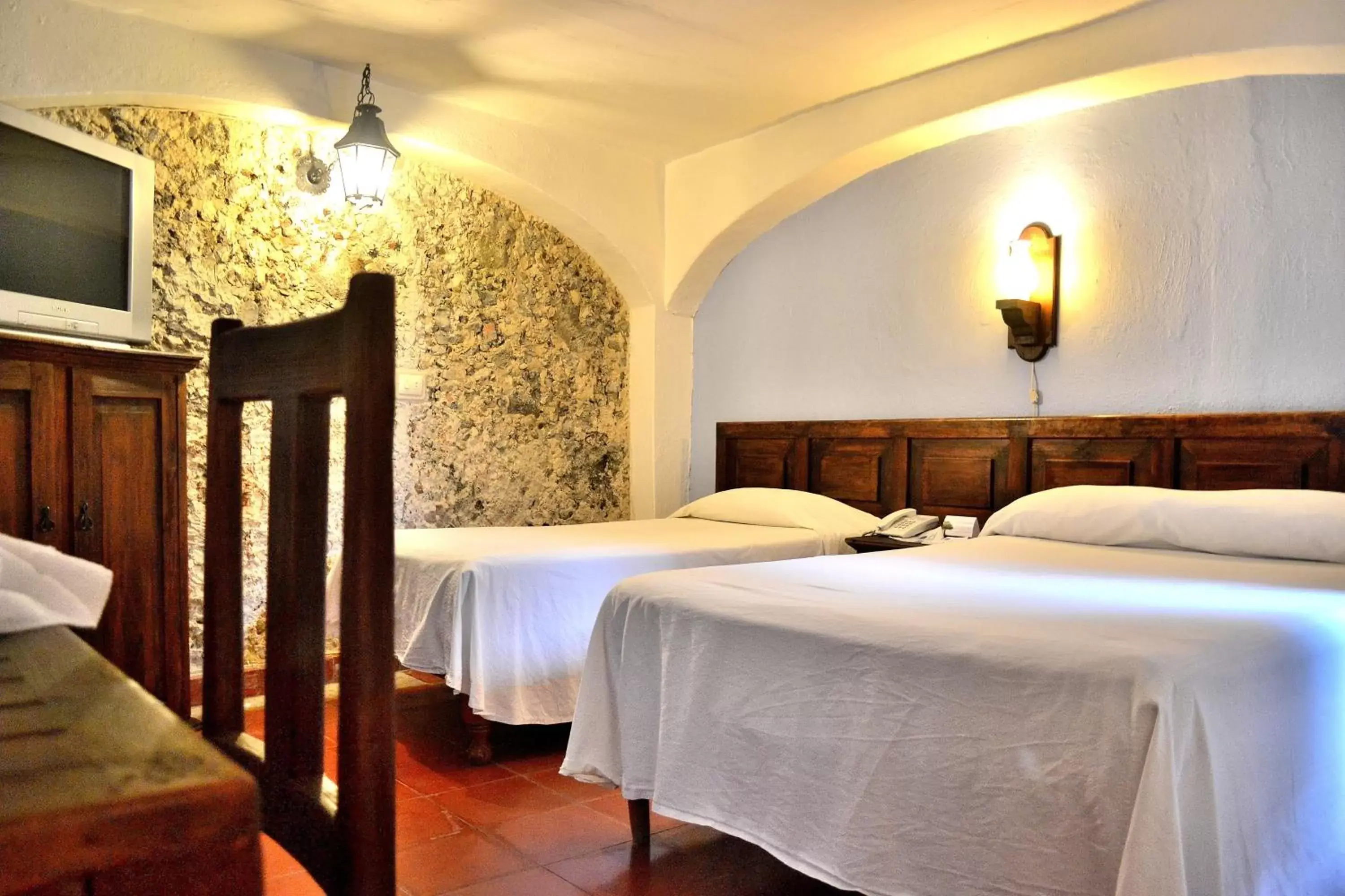 Photo of the whole room, Bed in Posada del Cafeto