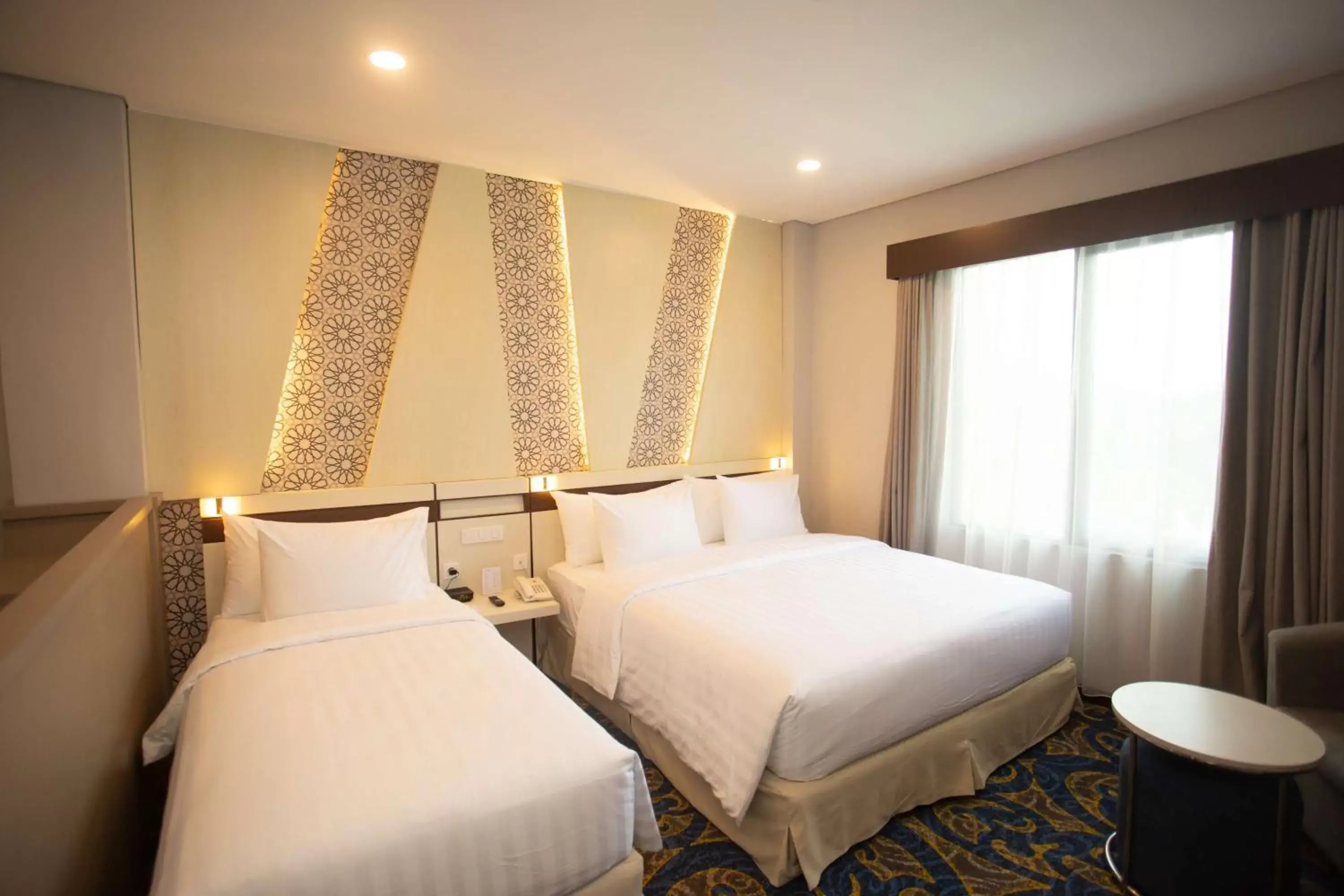 Bed in Best Western Batang Garing