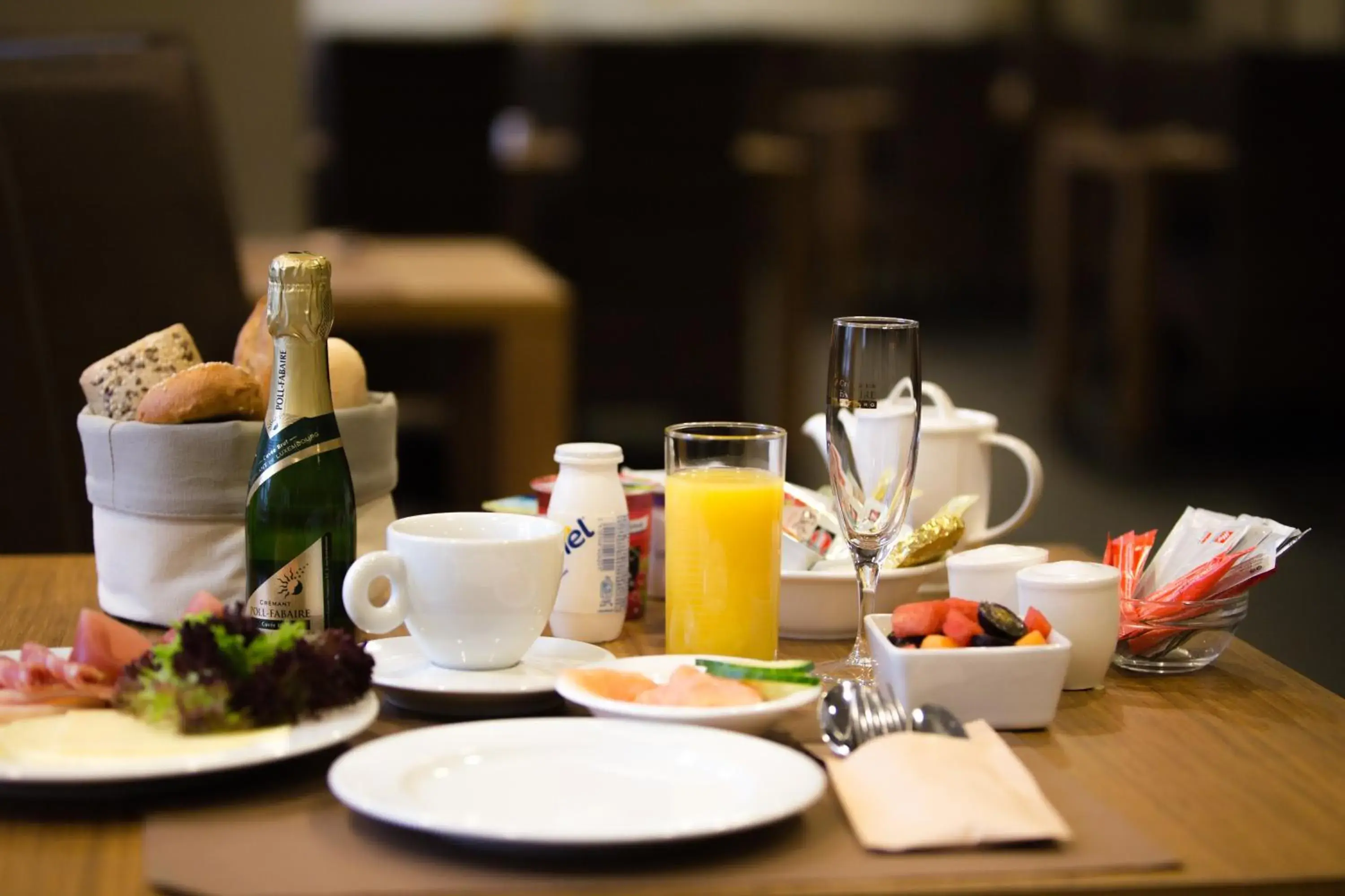 Continental breakfast in Hotel-Résidence Am Klouschter