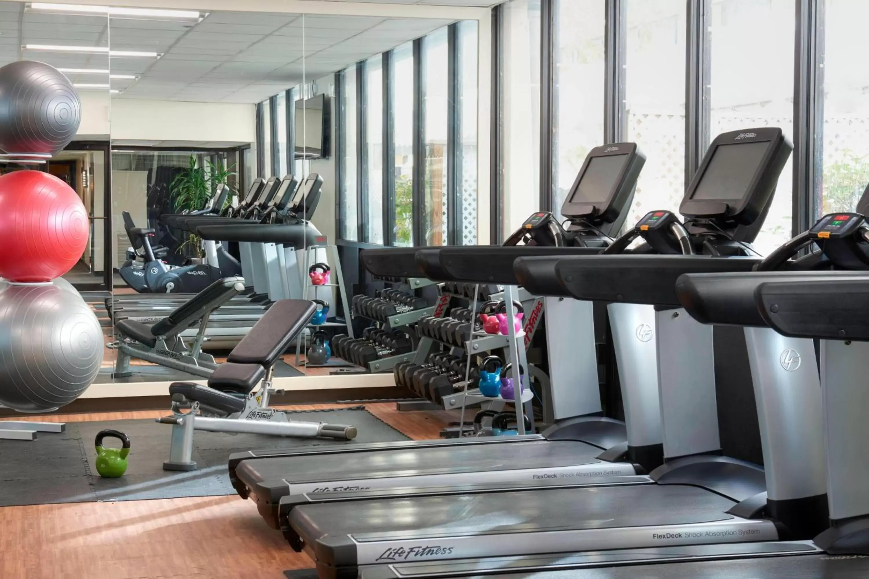 Fitness centre/facilities, Fitness Center/Facilities in Kansas City Airport Marriott