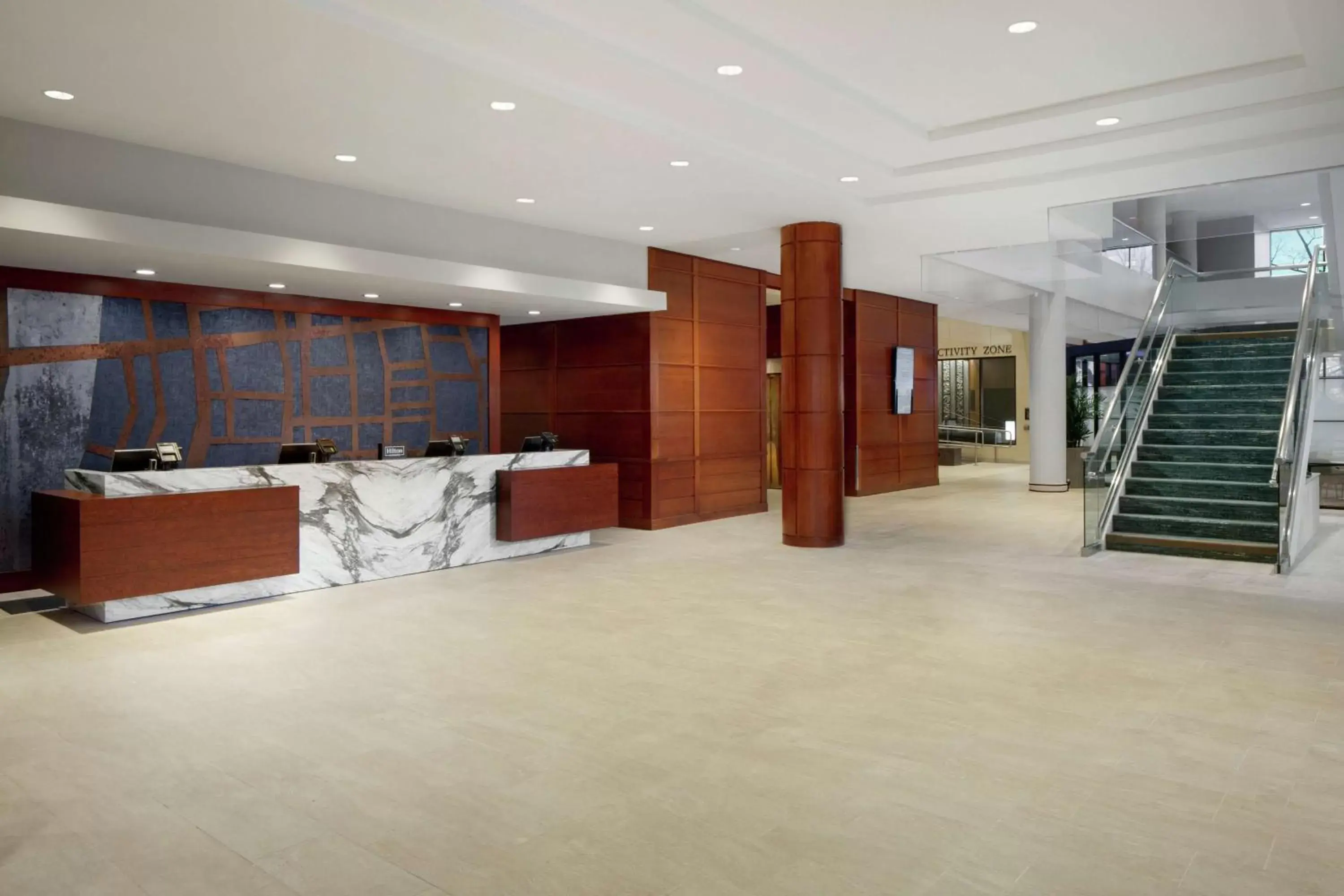 Lobby or reception, Lobby/Reception in DoubleTree by Hilton Manchester Downtown
