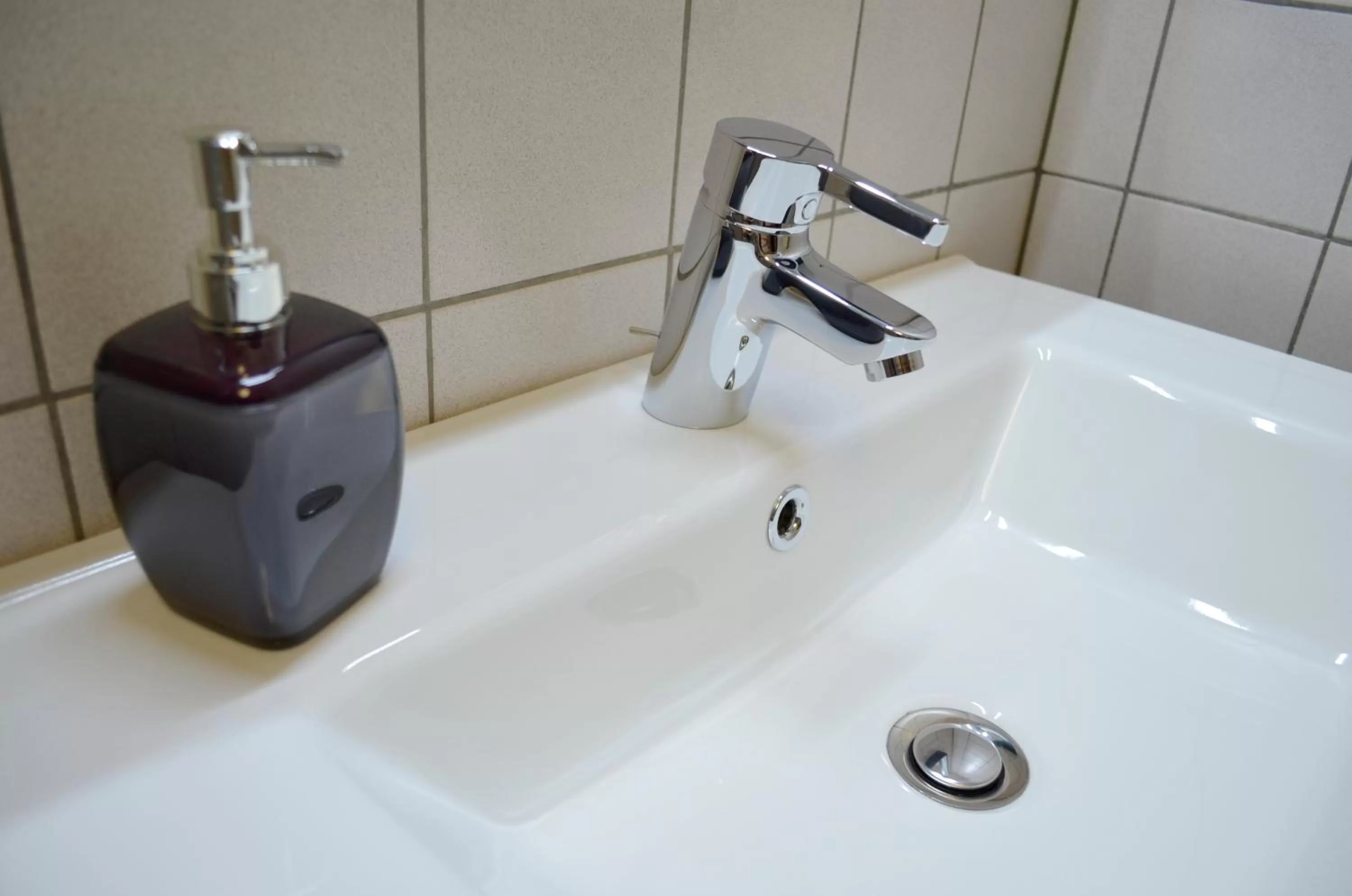 Bathroom in Hana Aparthotel