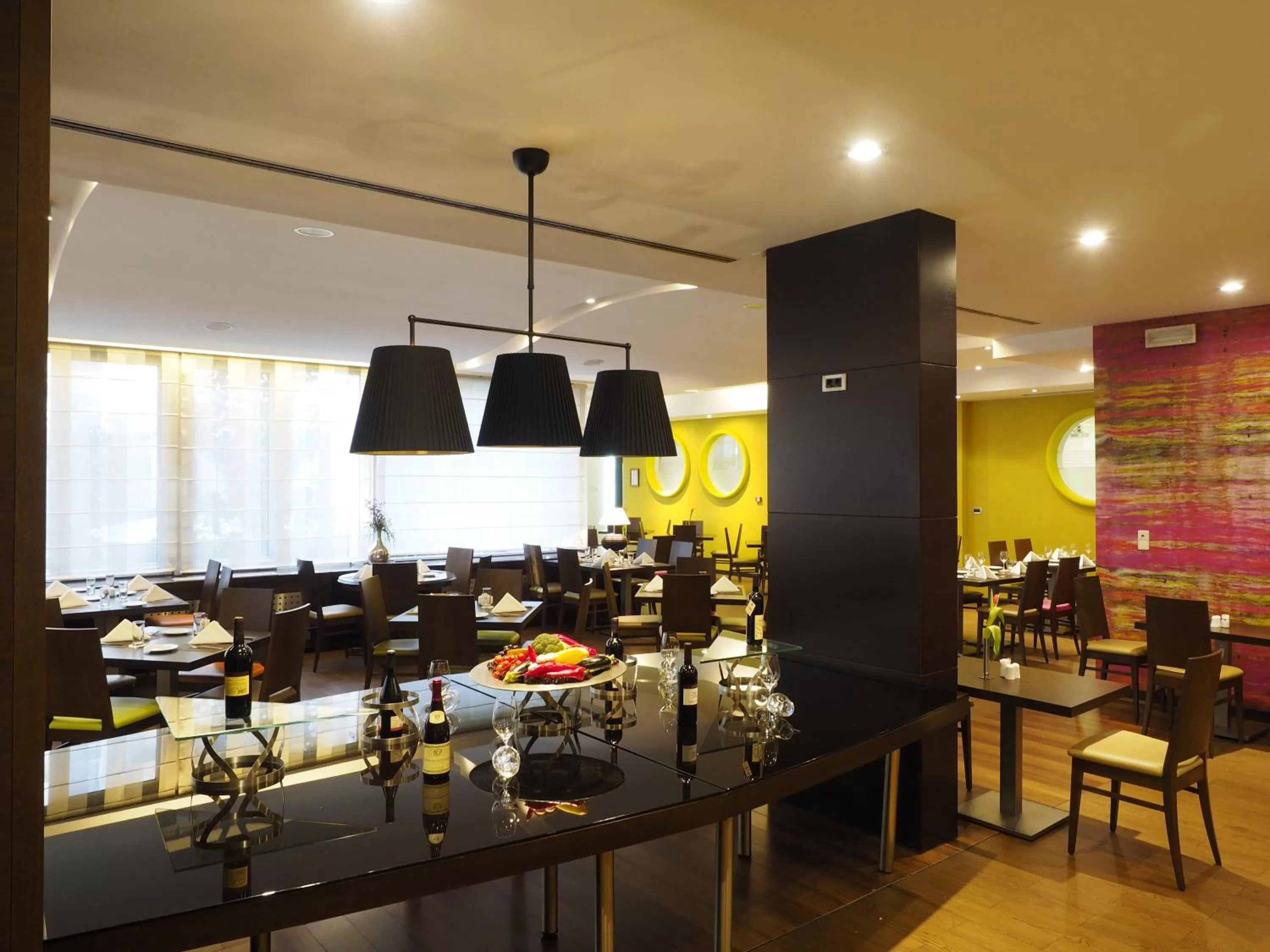 Restaurant/places to eat in IN Hotel Beograd