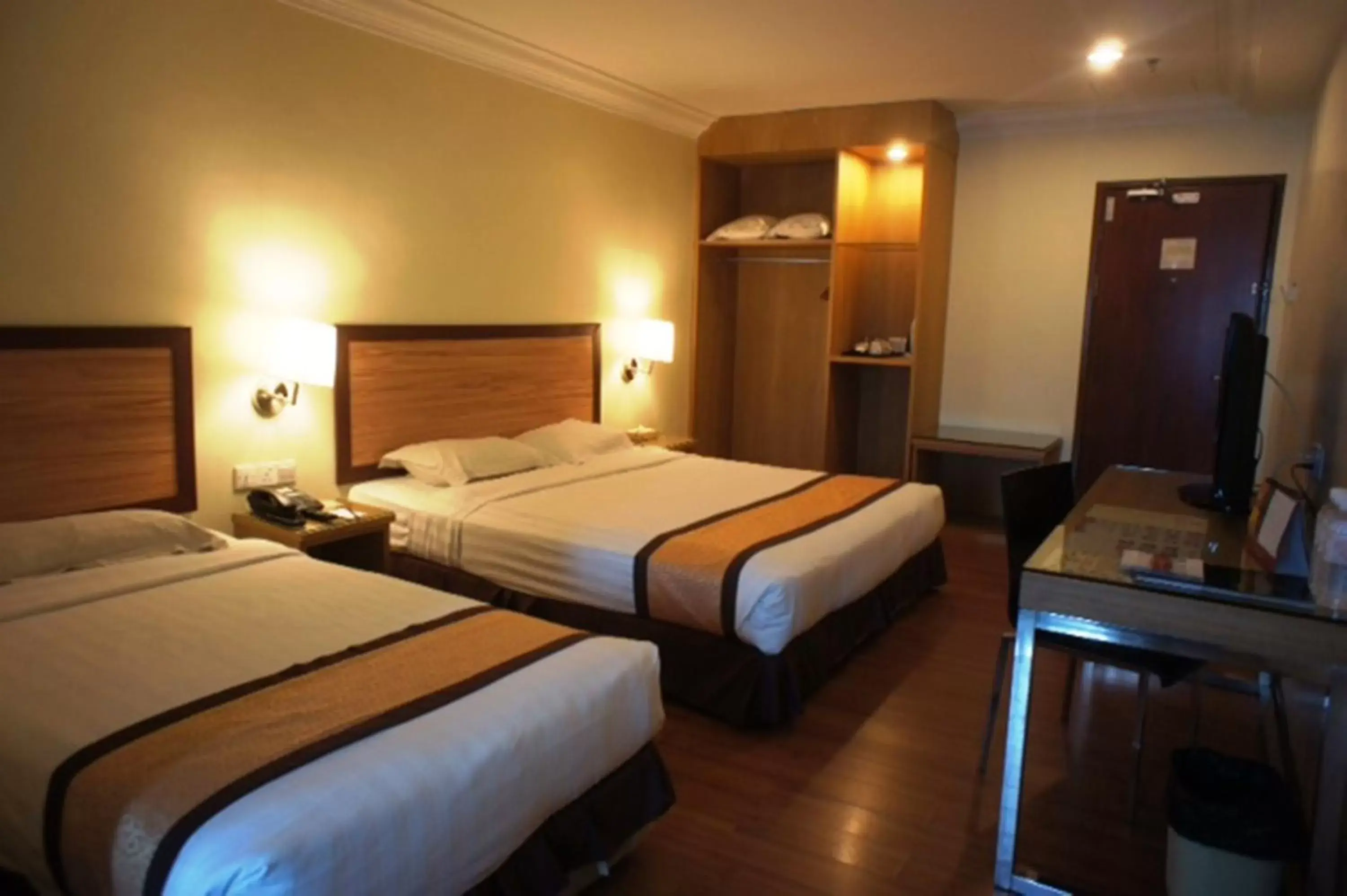 Bed in Tyng Garden Hotel Bed in Tyng Garden Hotel