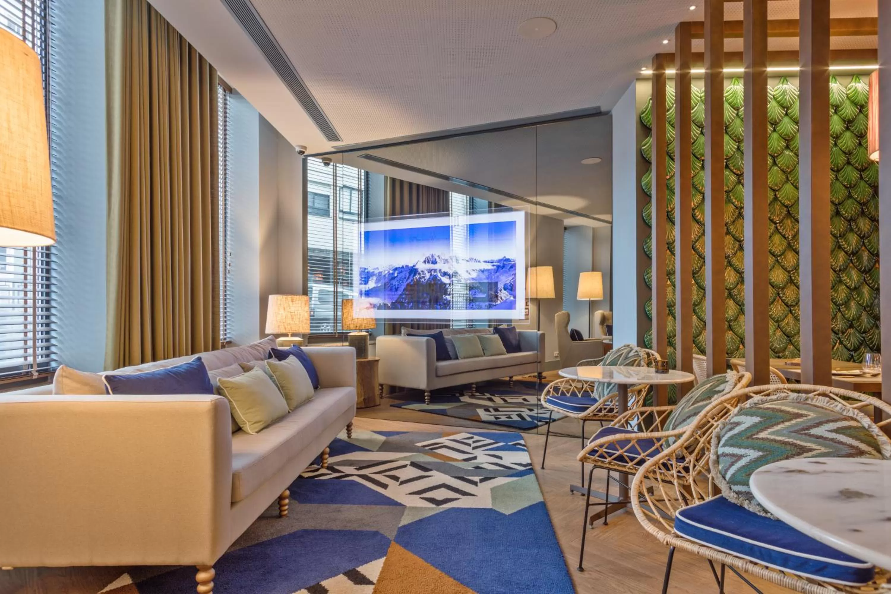 Lobby or reception in Pur Oporto Boutique Hotel by actahotels