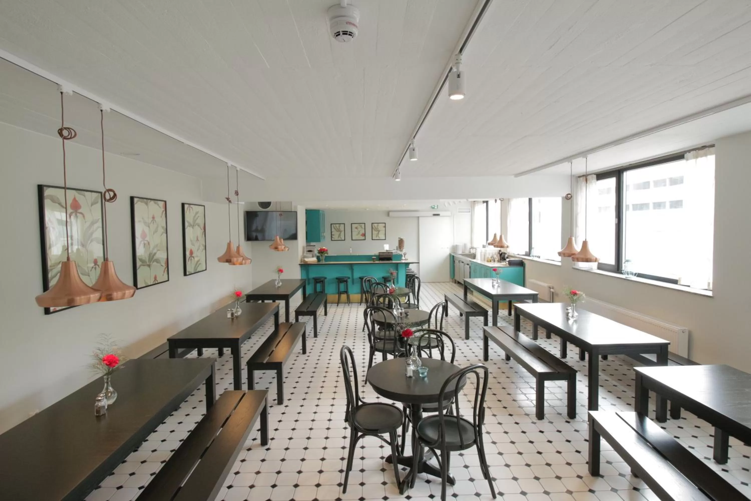 Restaurant/places to eat in 2Home Hotel Gävle