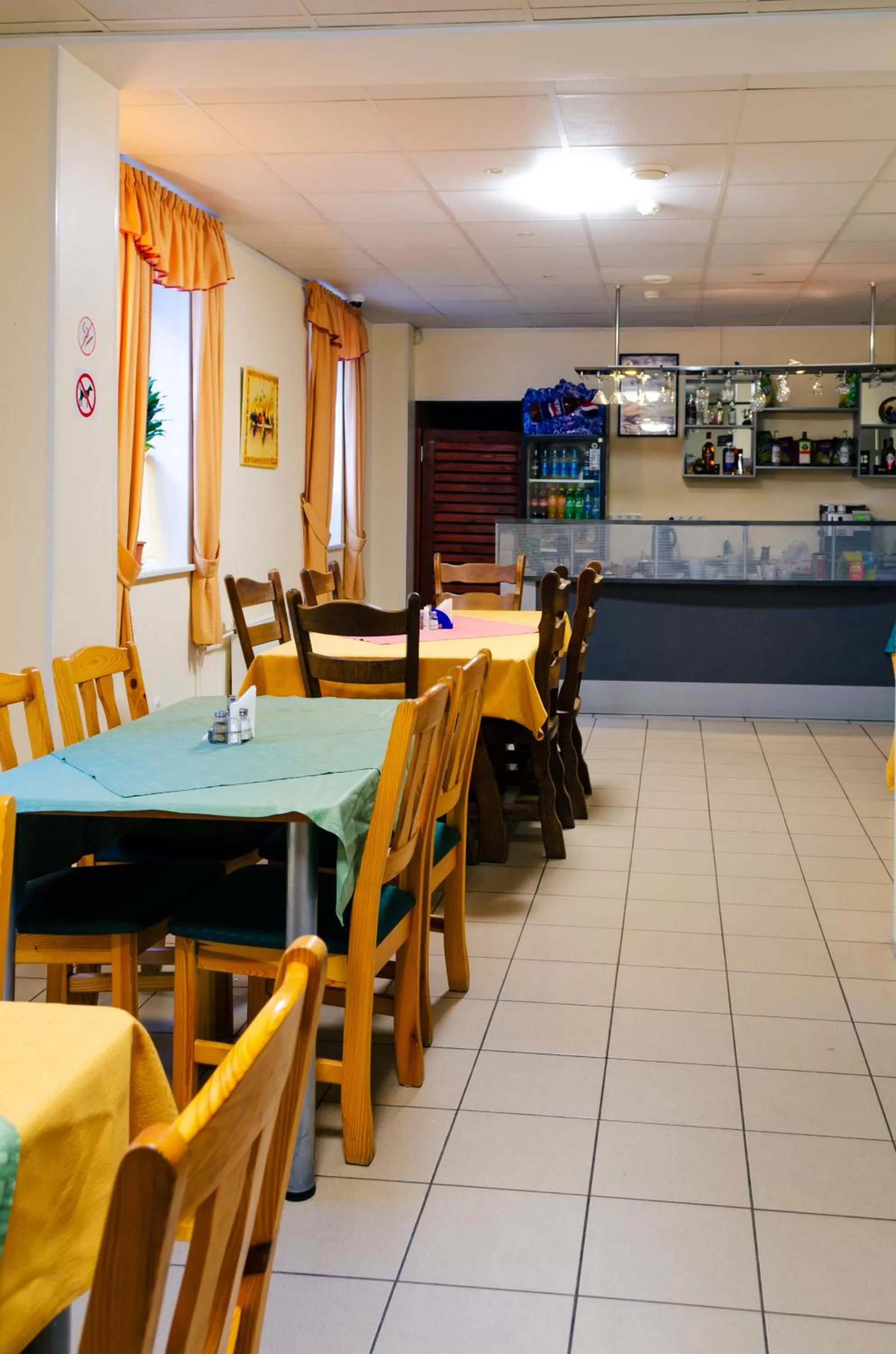 Buffet breakfast in Lilleküla Hotel