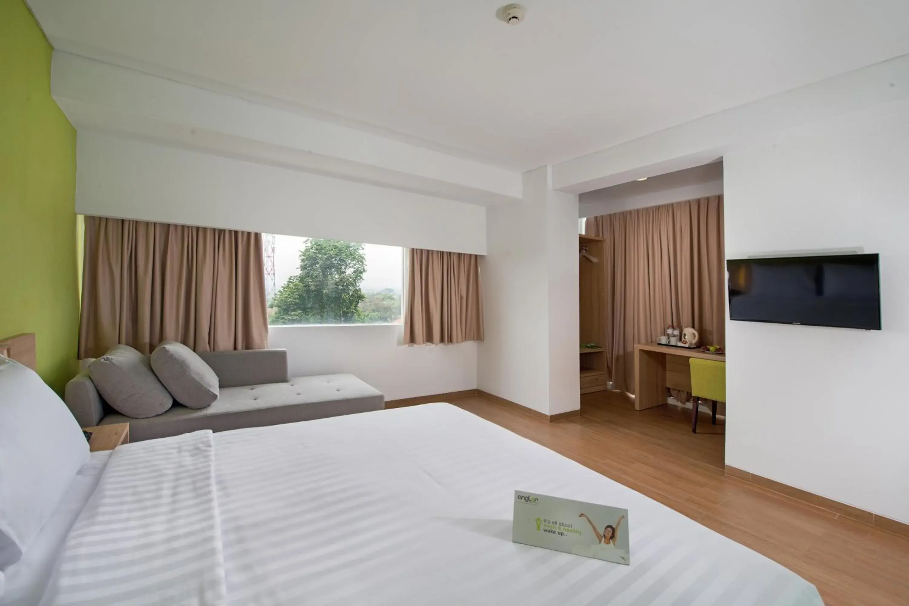 Property building, Bed in Whiz Prime Hotel Pajajaran Bogor Property building, Bed in Whiz Prime Hotel Pajajaran Bogor