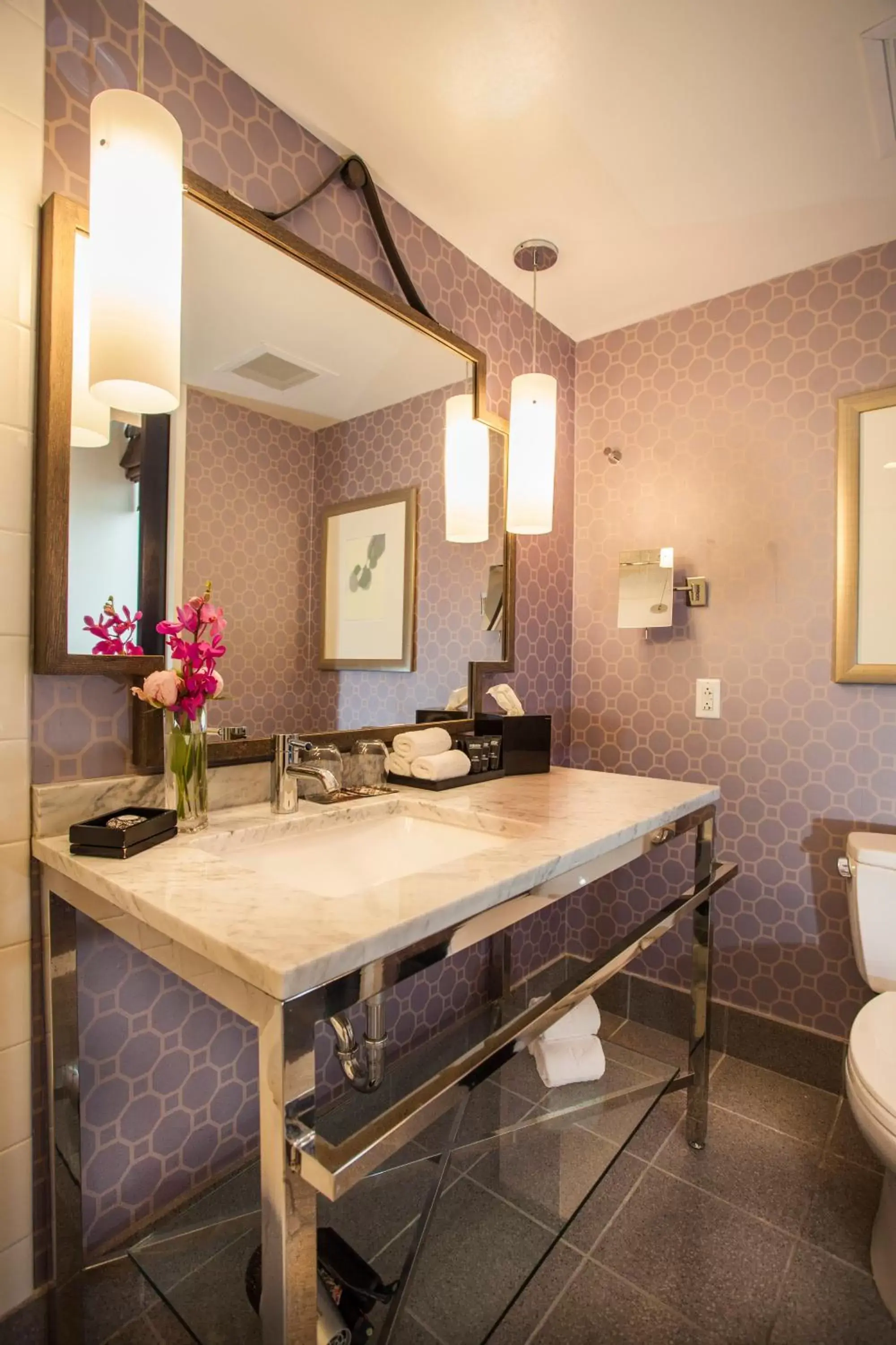 Bathroom in Kimpton Hotel Palomar Philadelphia by IHG Bathroom in Kimpton Hotel Palomar Philadelphia by IHG