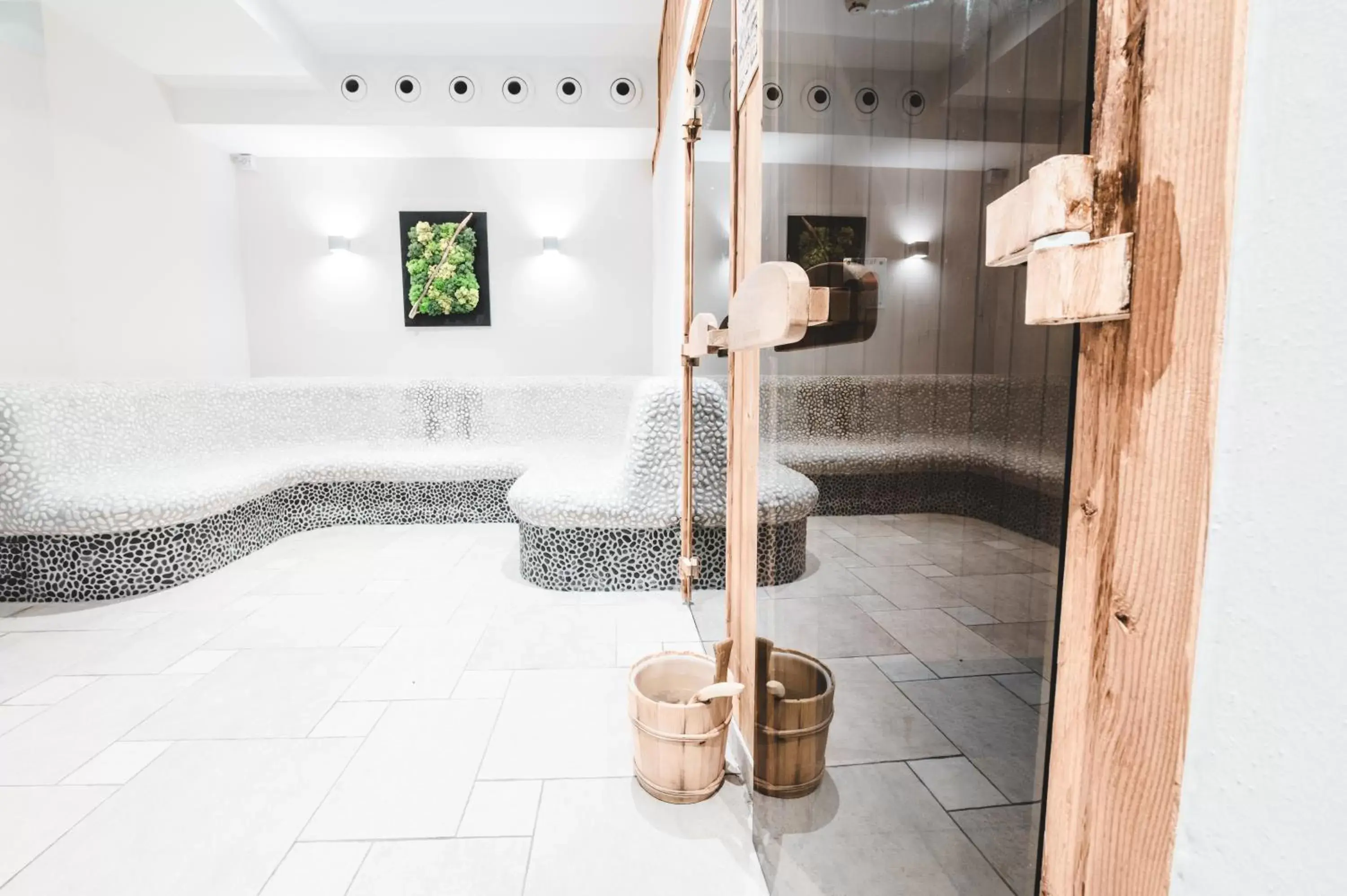 Spa and wellness centre/facilities, Bathroom in Cella Central Historic Boutique Hotel