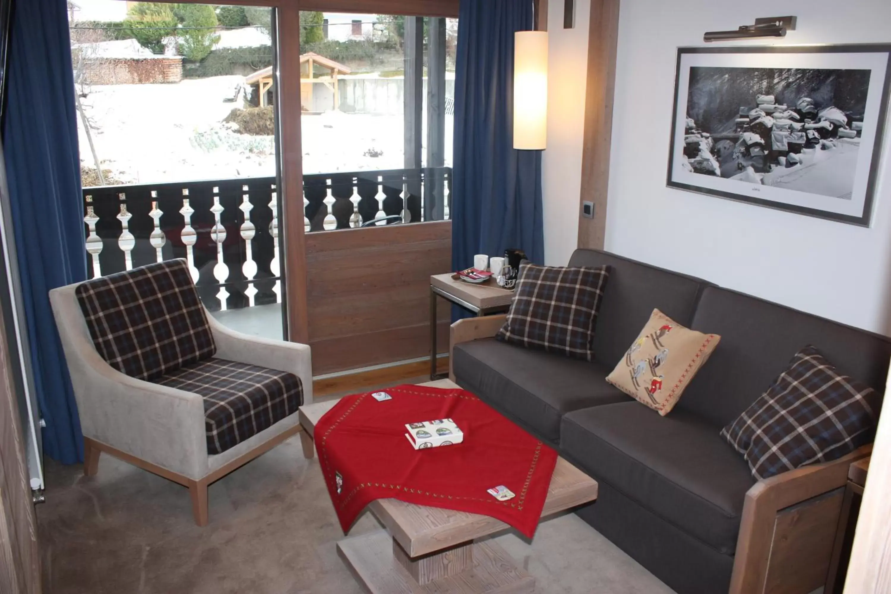Day, Seating Area in Hotel le Petit Dru