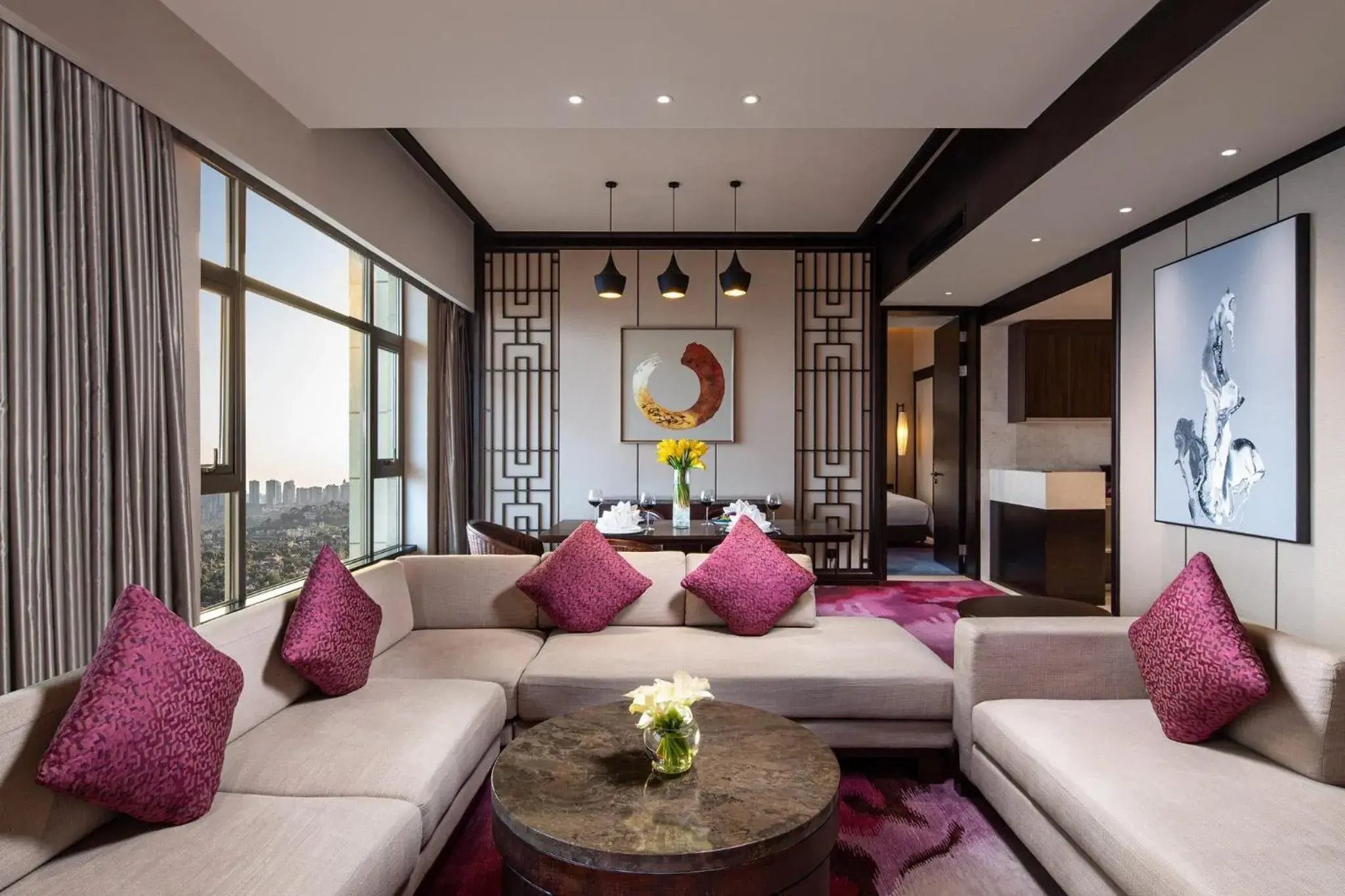 Photo of the whole room, Seating Area in Crowne Plaza Chongqing New North Zone, an IHG Hotel
