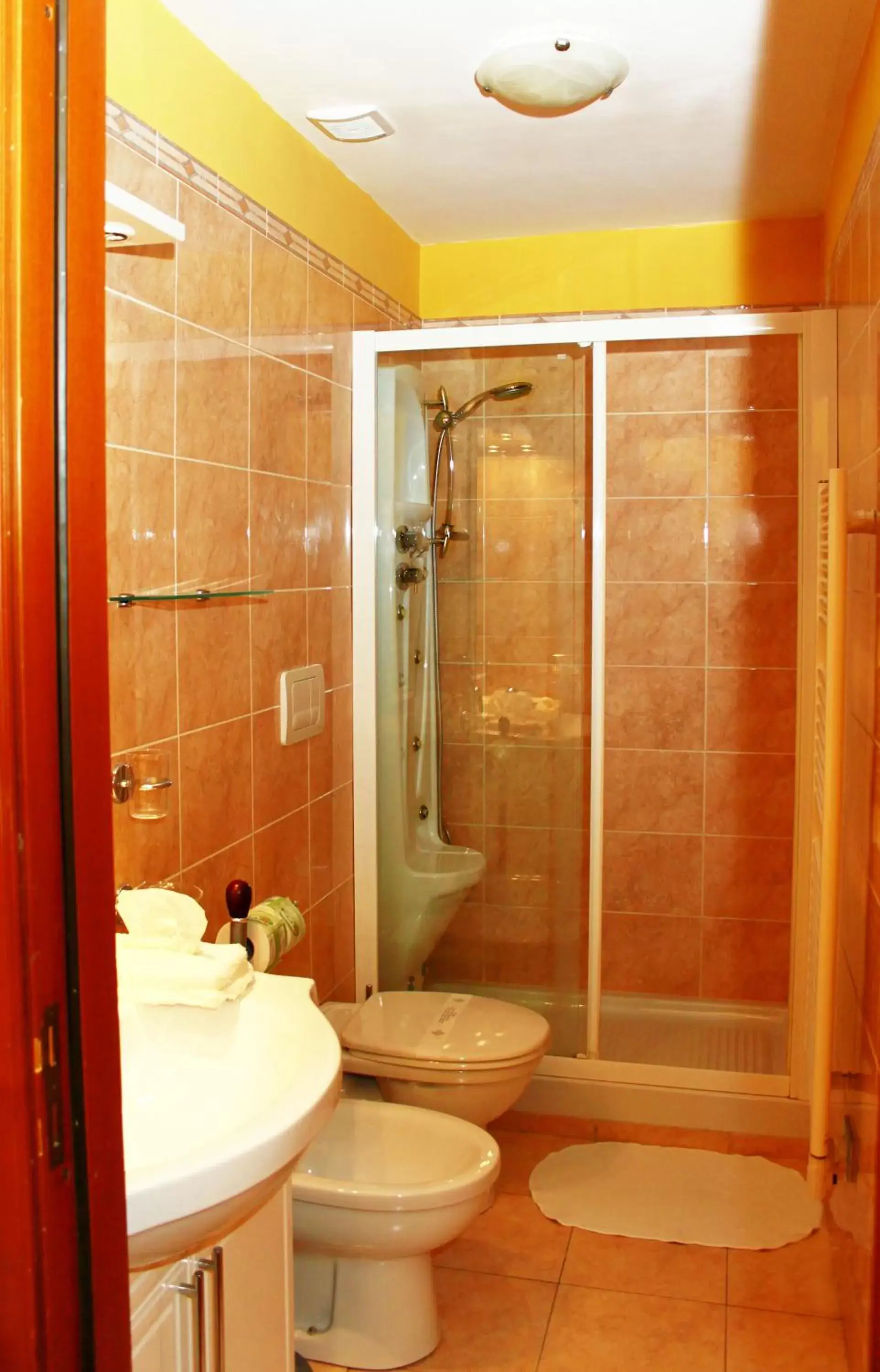 Bathroom in Residenza Vespucci