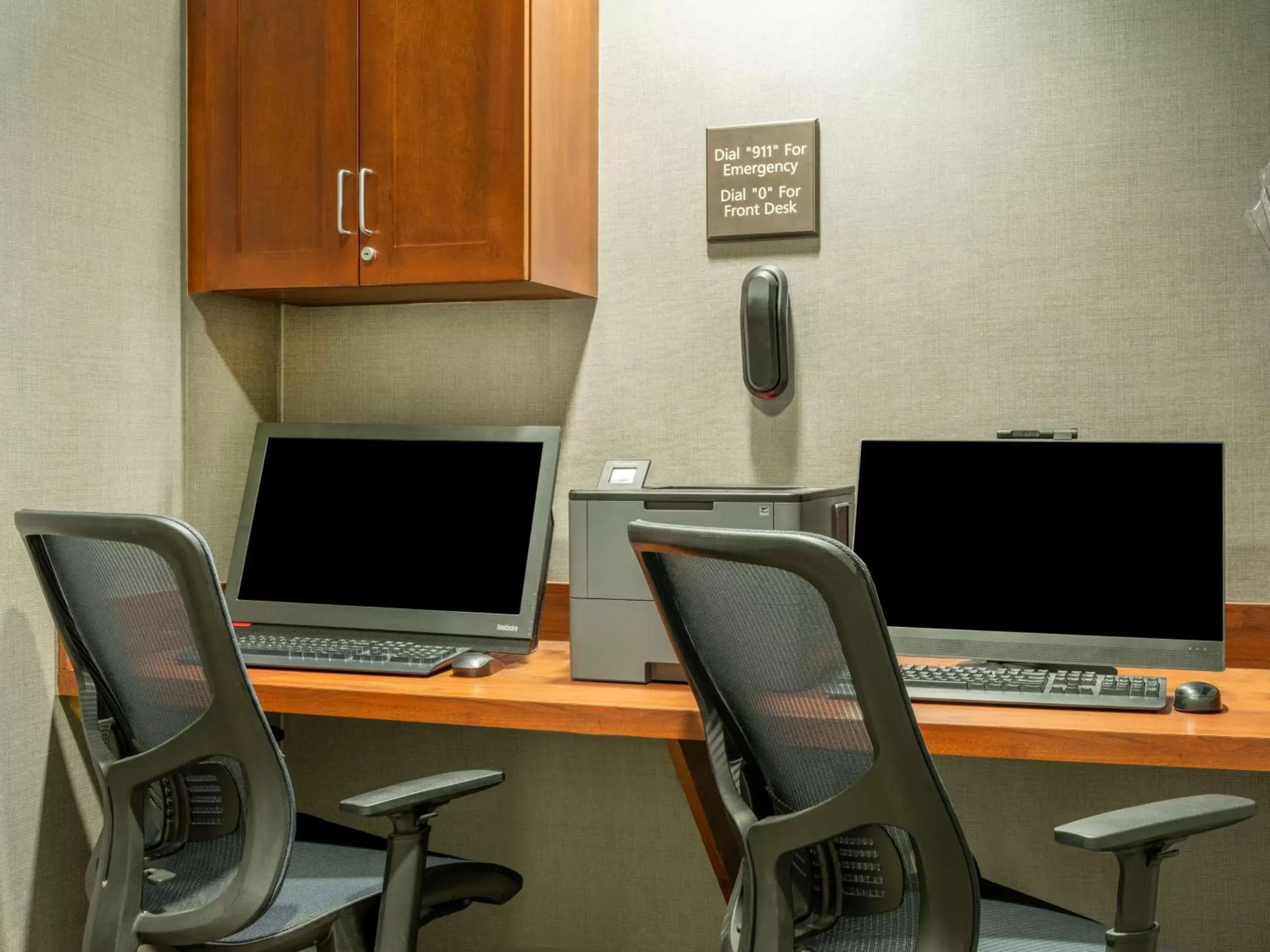 Business facilities, Business Area/Conference Room in Hampton Inn Raynham-Taunton