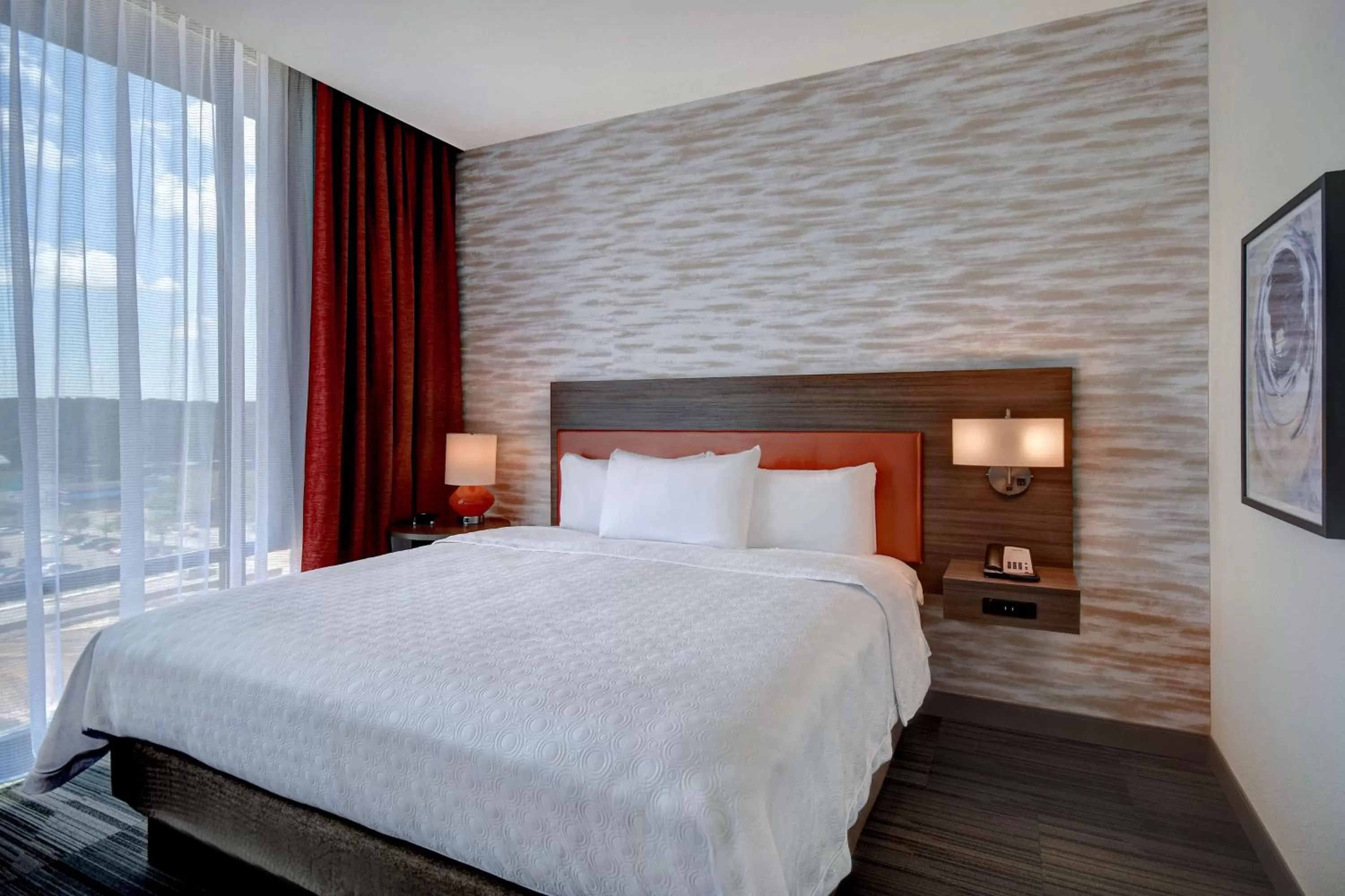 Bed in Home2 Suites By Hilton Kalamazoo Downtown, Mi