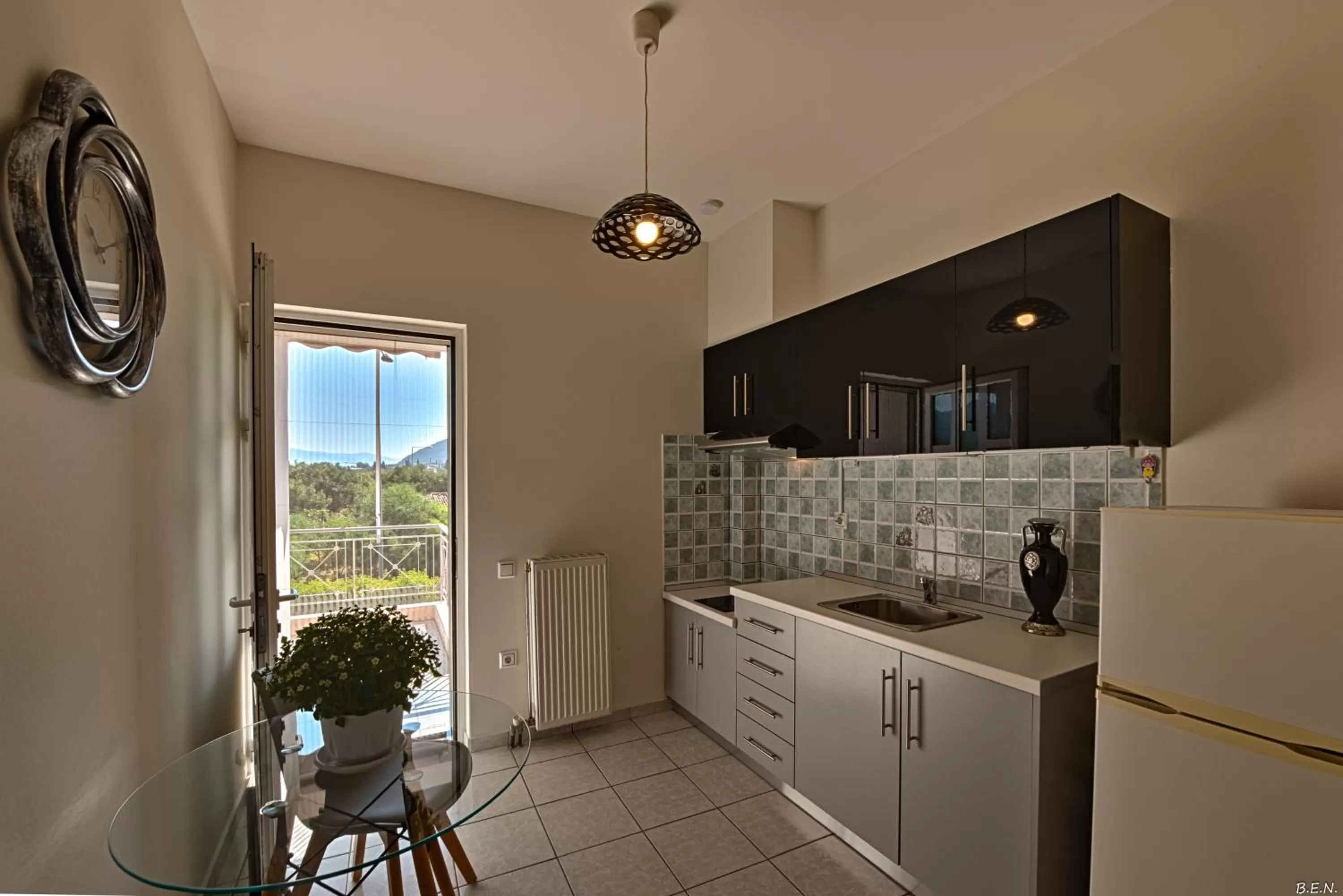 Coffee/tea facilities in Alexia's Apartments